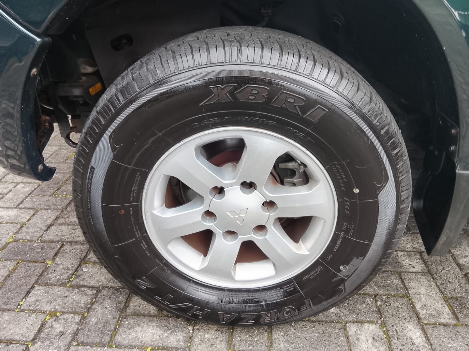 Mitsubishi Pajero Sport Sport Hpe 2.5 4X4 Diesel Aut. - foto 18