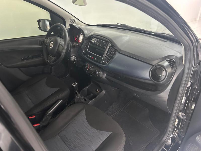 Fiat Uno Attractive 1.0 Flex 6V 5P - foto 8