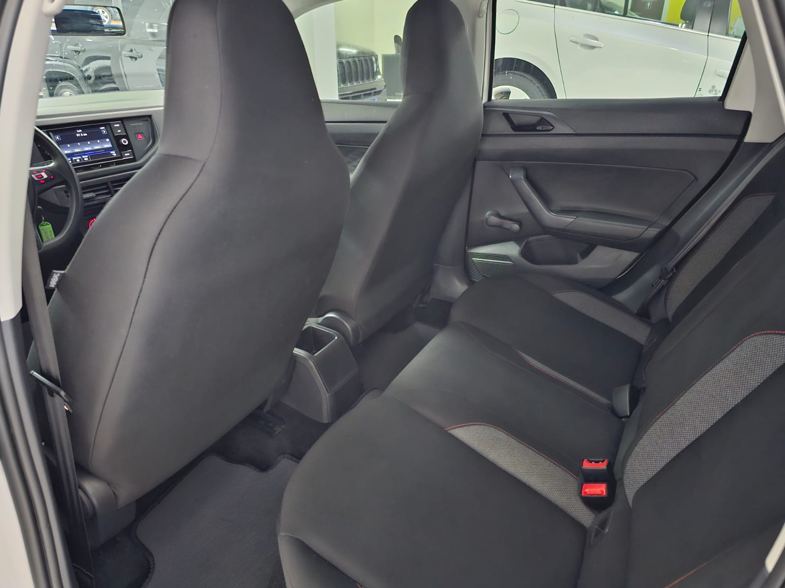 Volkswagen Polo 1.0 MPI Flex 12V 5P - foto 12