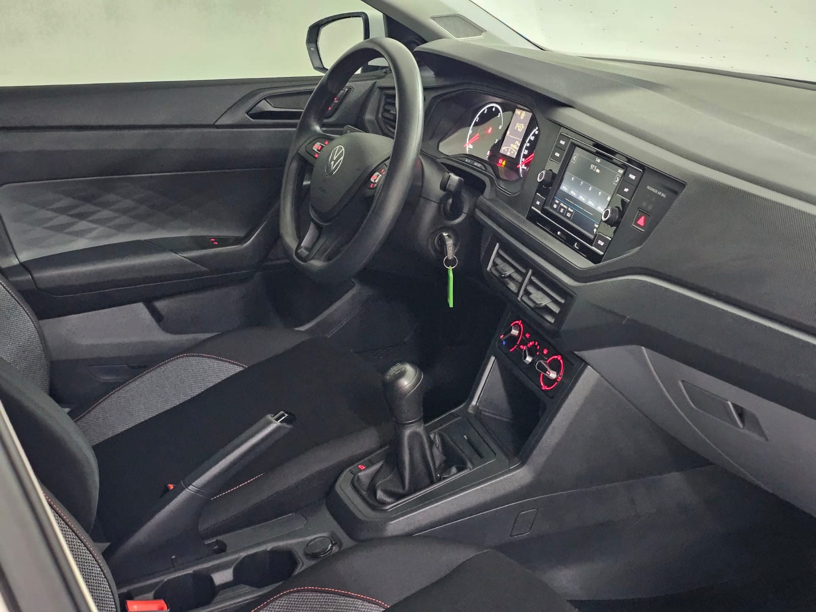 Volkswagen Polo 1.0 MPI Flex 12V 5P - foto 9