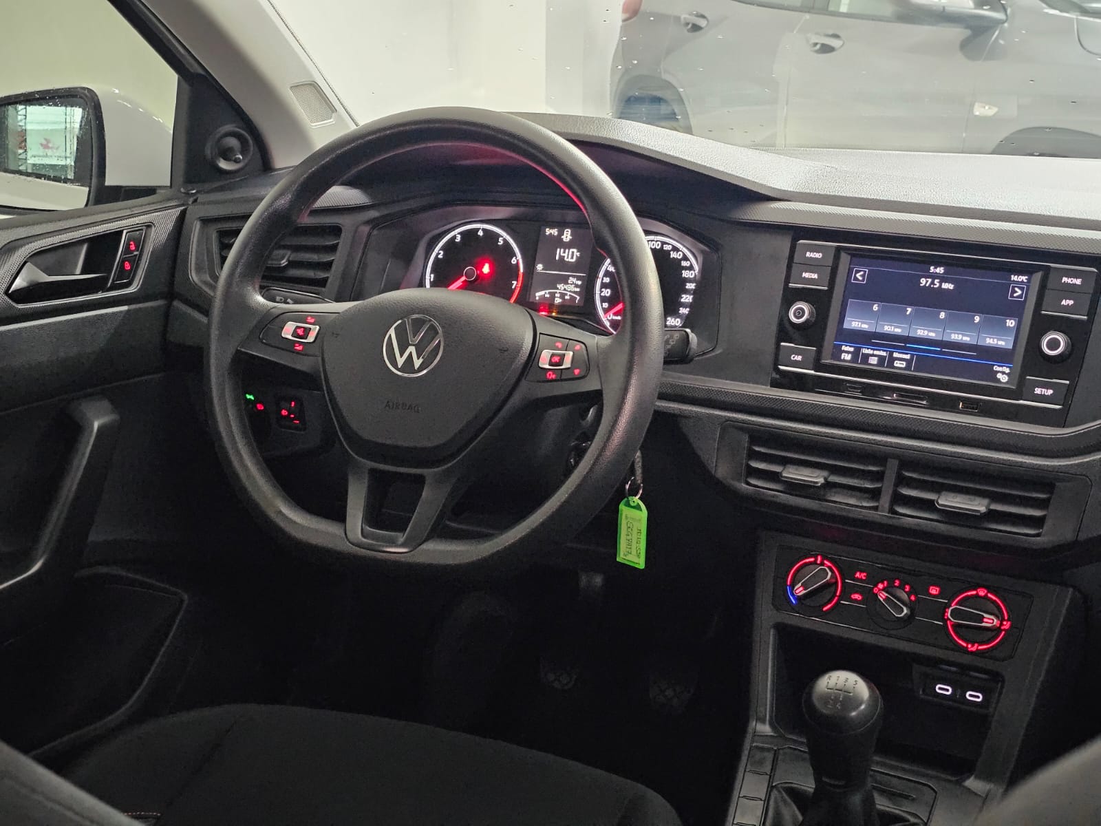 Volkswagen Polo 1.0 MPI Flex 12V 5P - foto 10