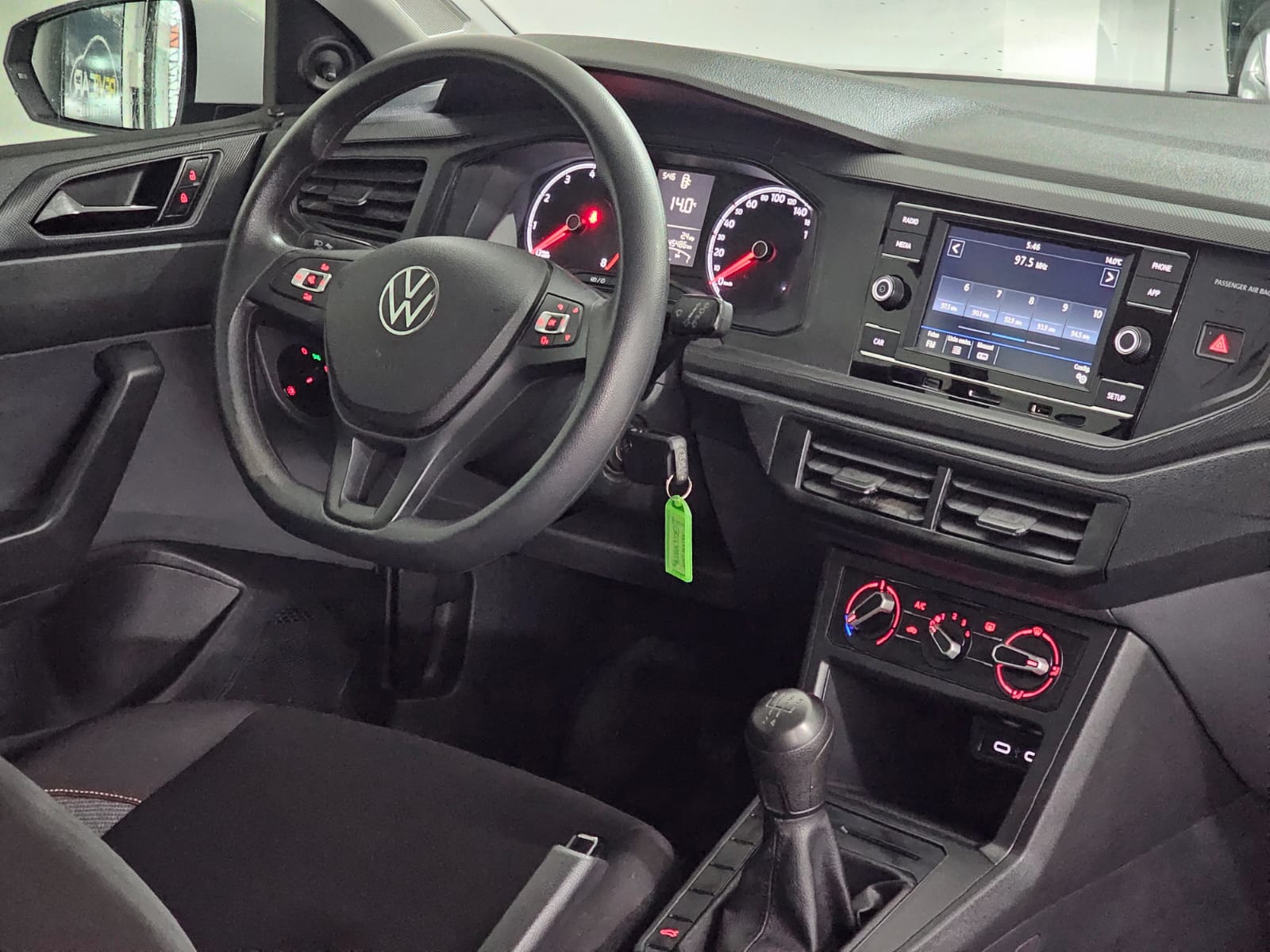 Volkswagen Polo 1.0 MPI Flex 12V 5P - foto 11