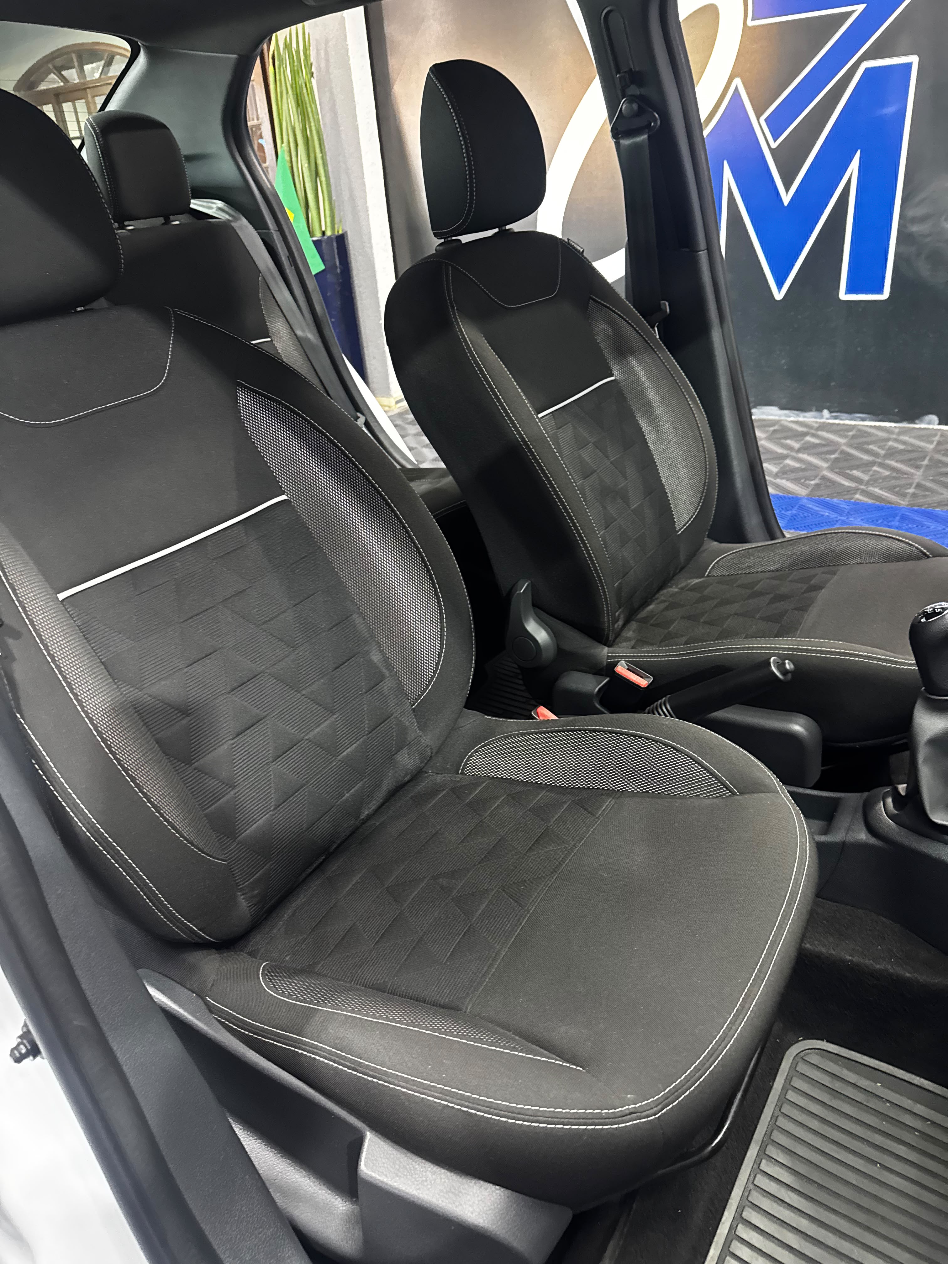Renault Logan Zen Flex 1.0 12V 4P Mec. - foto 20