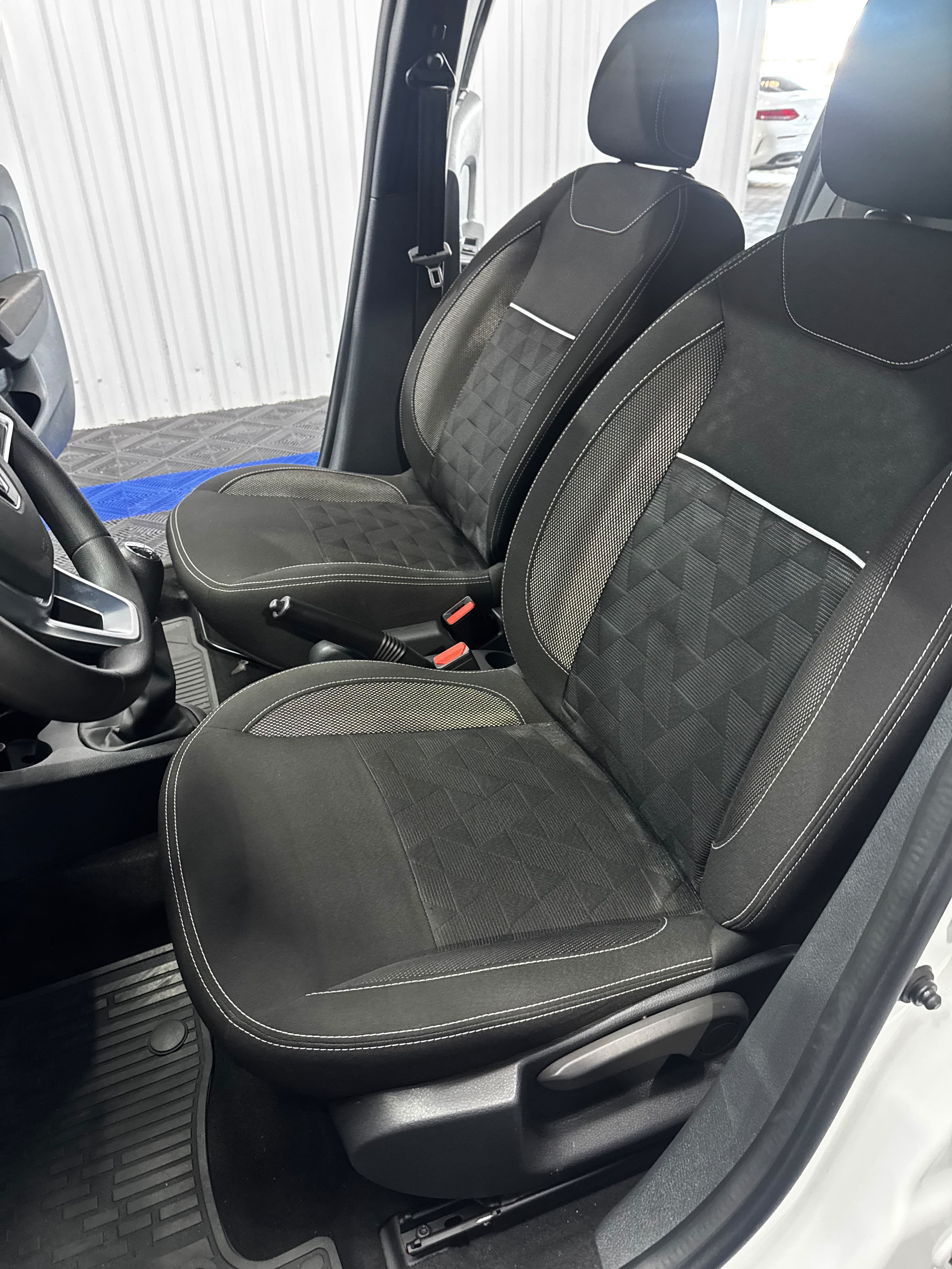 Renault Logan Zen Flex 1.0 12V 4P Mec. - foto 18