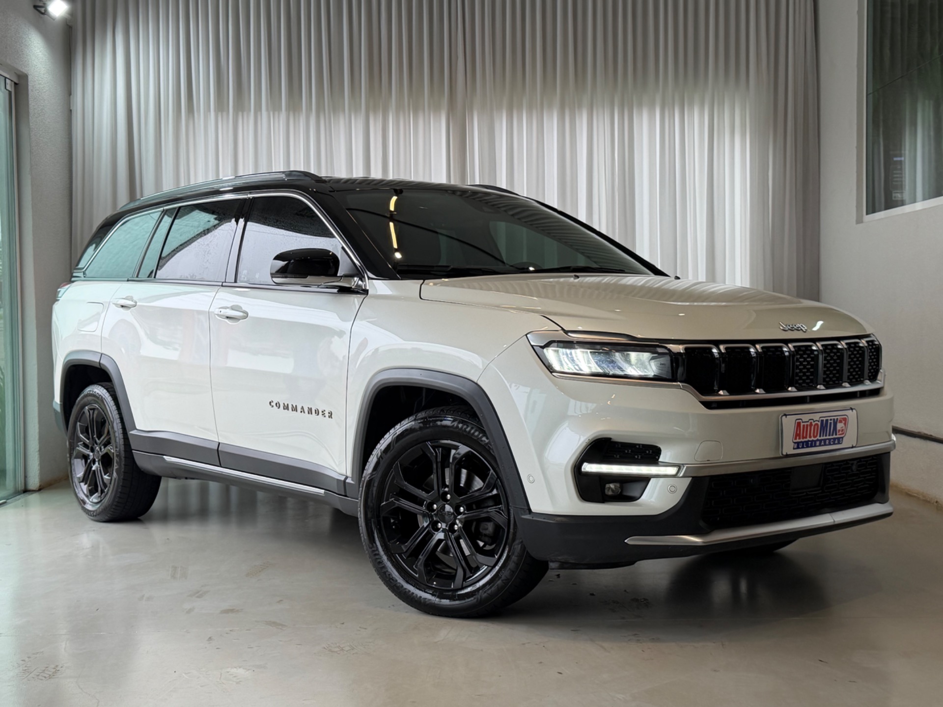 Jeep Commander Limited T270 1.3 Tb Flex Aut. - foto 3