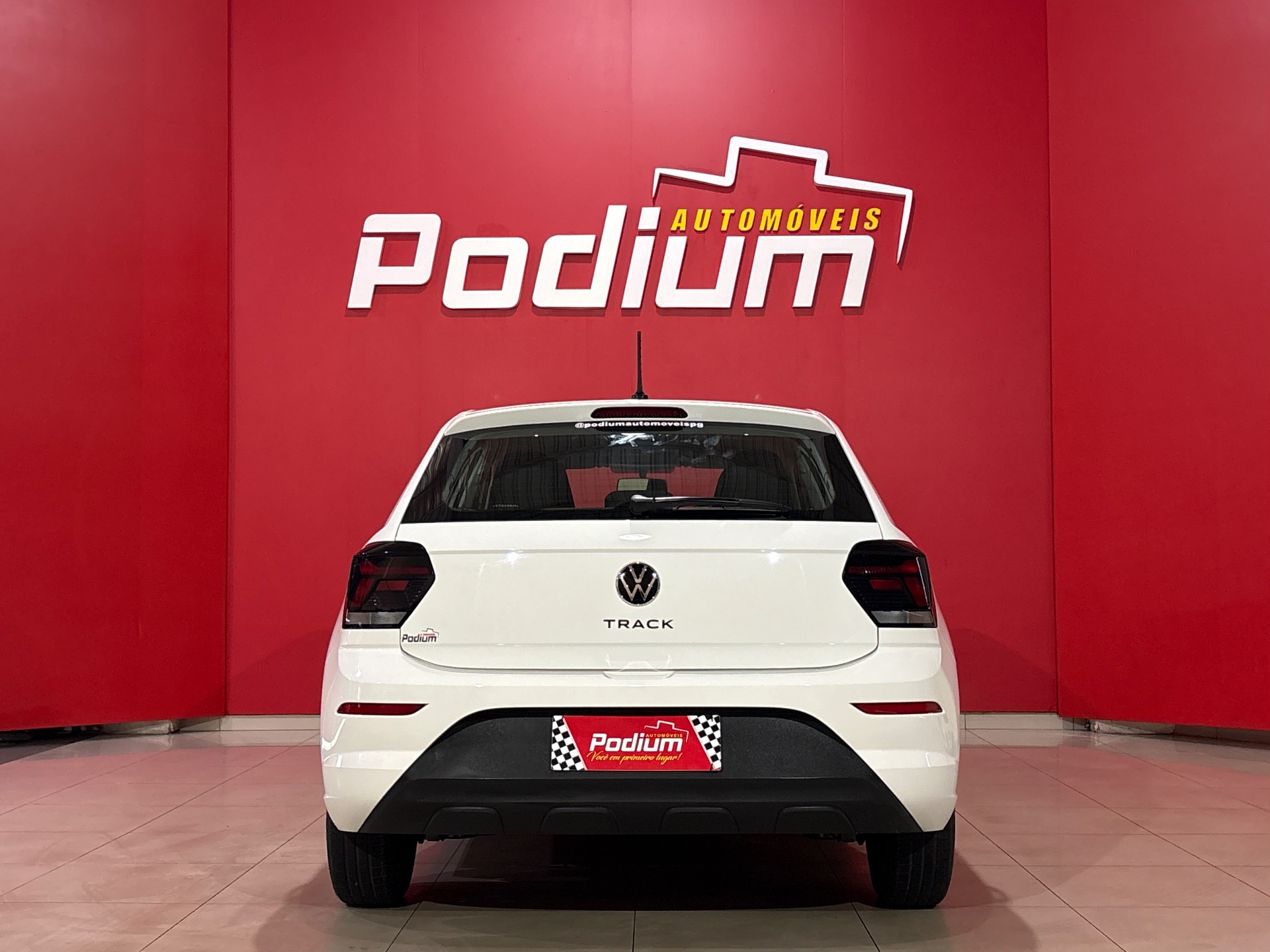 Volkswagen Polo Track 1.0 Flex 12V 5P - foto 4