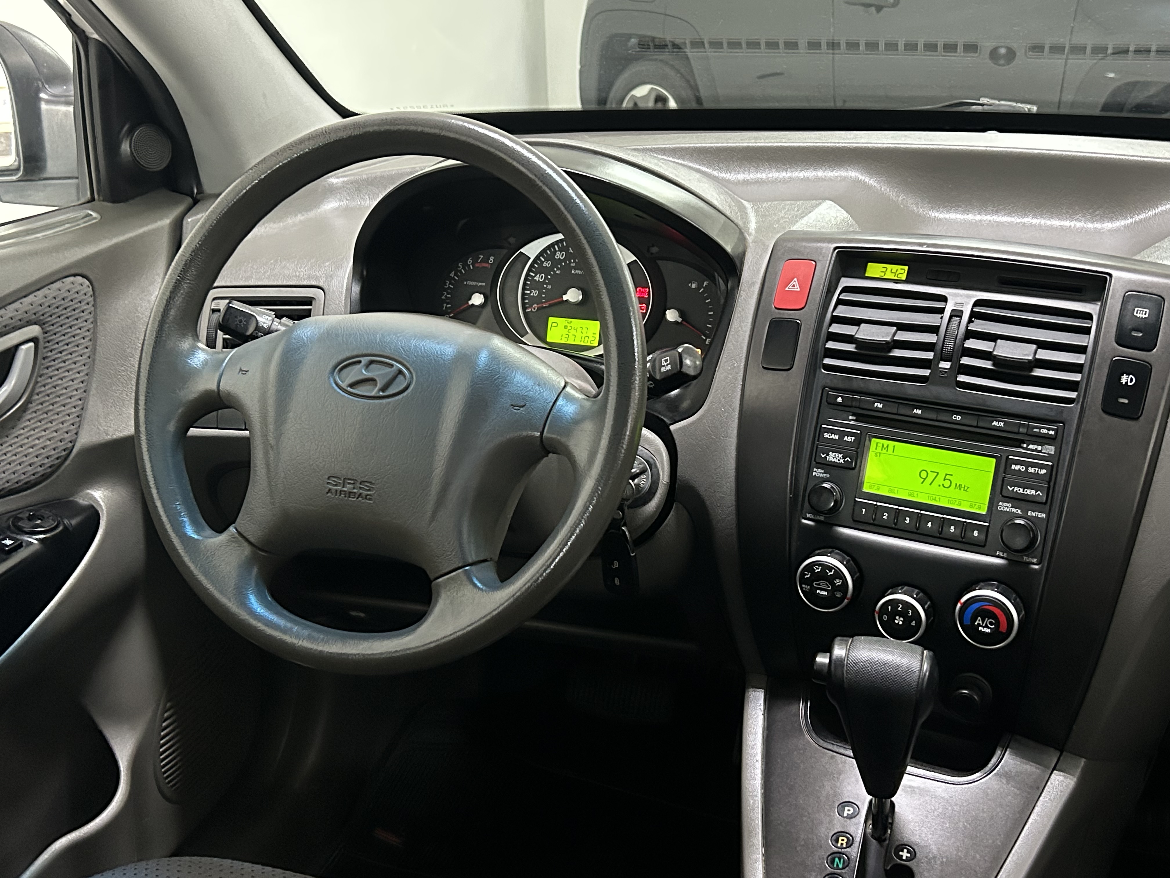 Hyundai Tucson 2.0 16V Aut. - foto 11