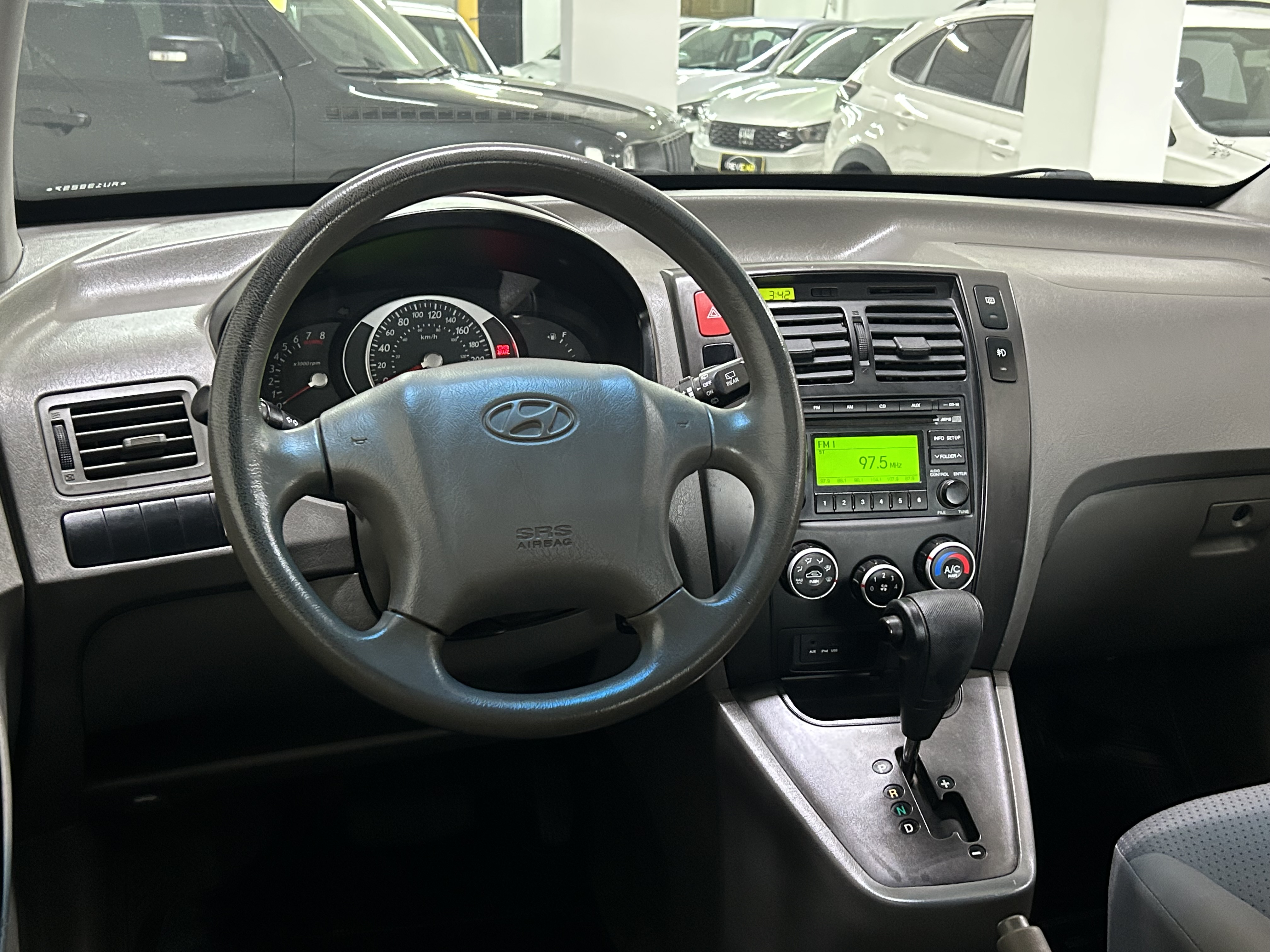 Hyundai Tucson 2.0 16V Aut. - foto 12