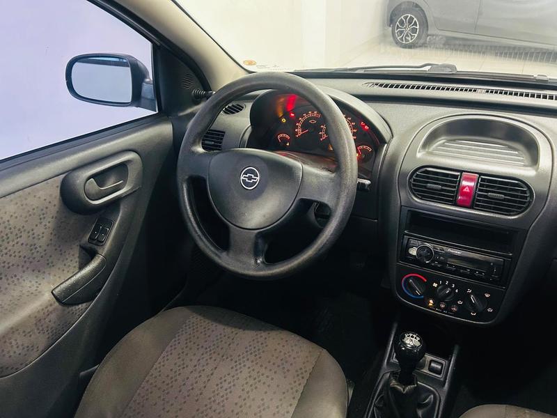 Chevrolet Corsa Hat. Maxx 1.4 8V Econoflex 5P - foto 12
