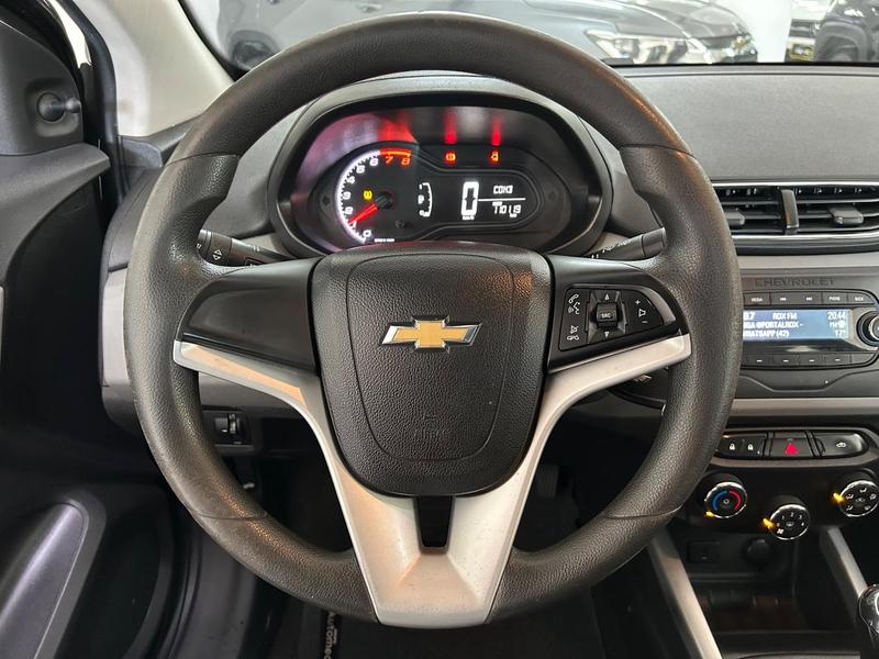 Chevrolet Onix Hatch LT 1.0 8V Flexpower 5P Mec. - foto 8