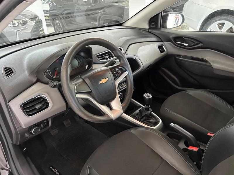 Chevrolet Onix Hatch LT 1.0 8V Flexpower 5P Mec. - foto 9