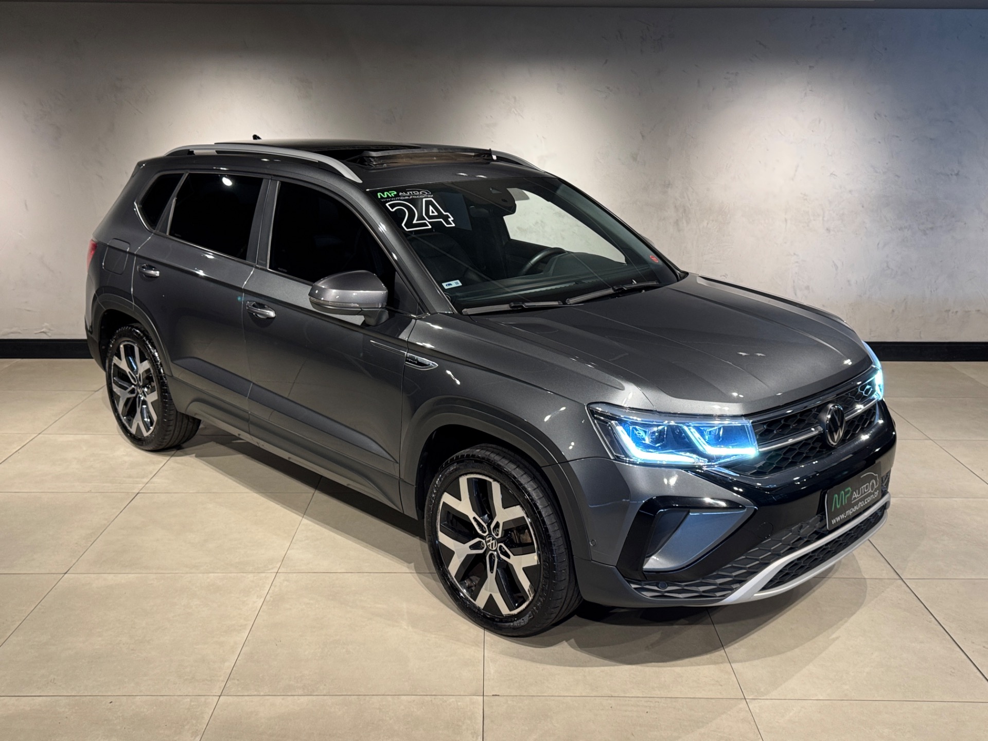 Volkswagen Taos 2024 à venda