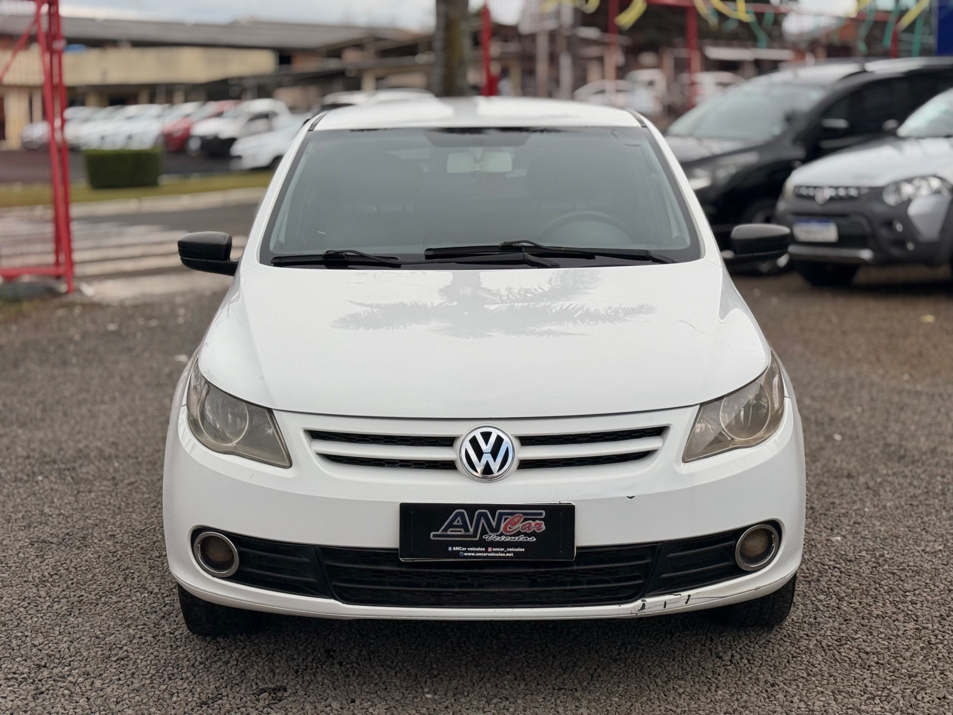Volkswagen Gol (novo) 1.0 Mi Total Flex 8V 4P - foto 2