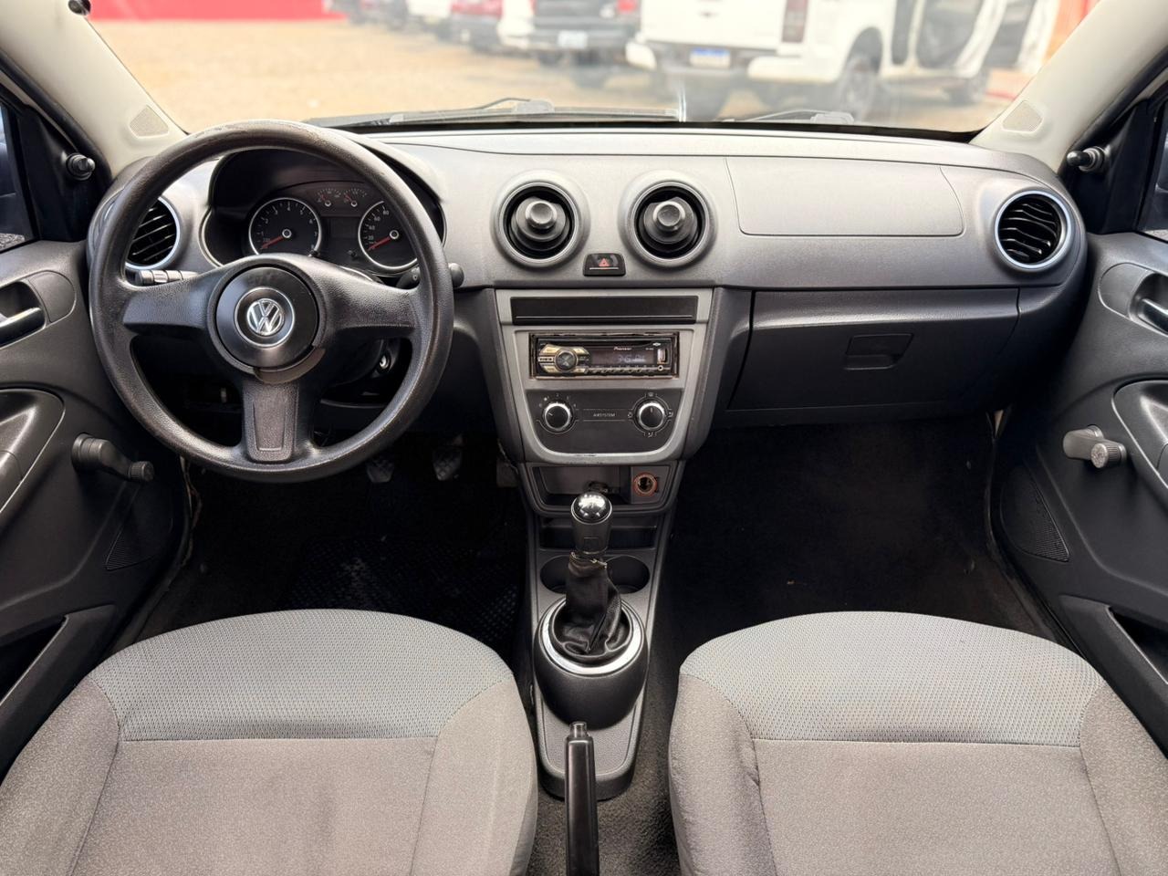 Volkswagen Gol (novo) 1.0 Mi Total Flex 8V 4P - foto 7