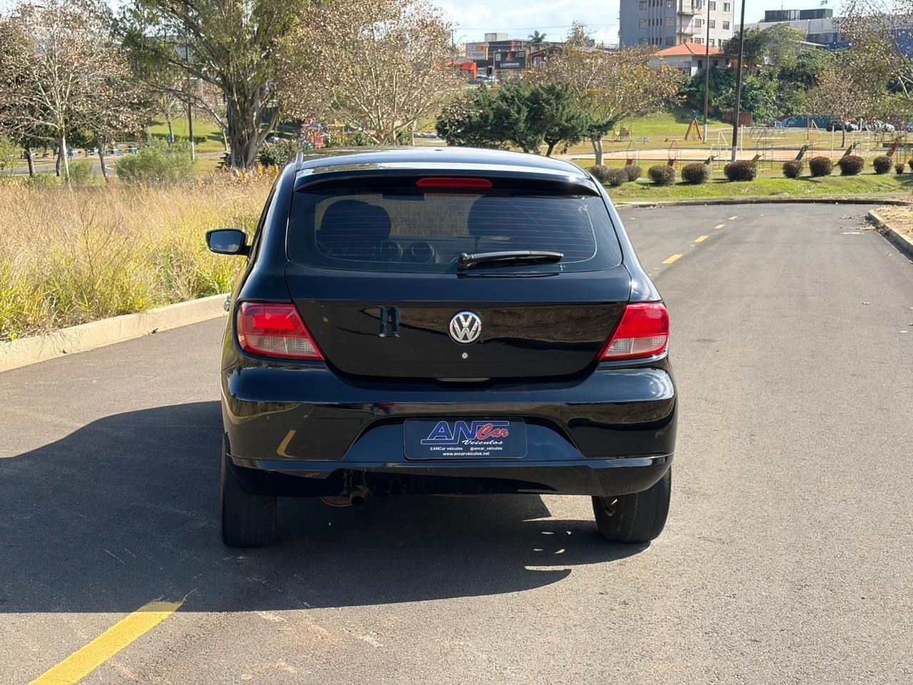 Volkswagen Gol (novo) 1.0 Mi Total Flex 8V 4P - foto 5