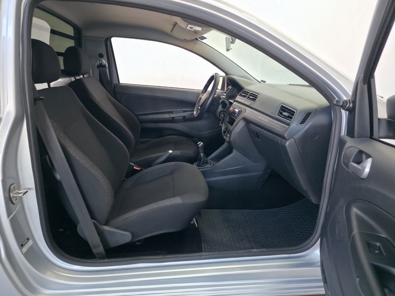 Volkswagen Saveiro Robust 1.6 Total Flex 16V - foto 13