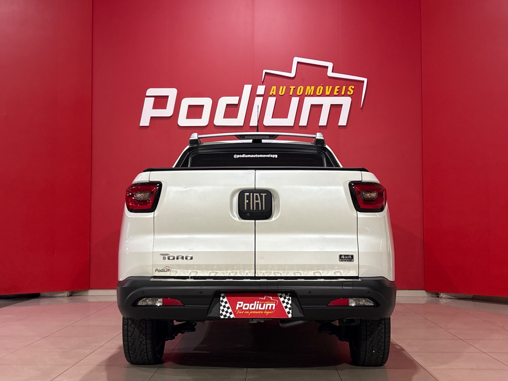 Fiat Toro Volcano 2.0 16V 4X4 Tb Diesel Aut. - foto 4