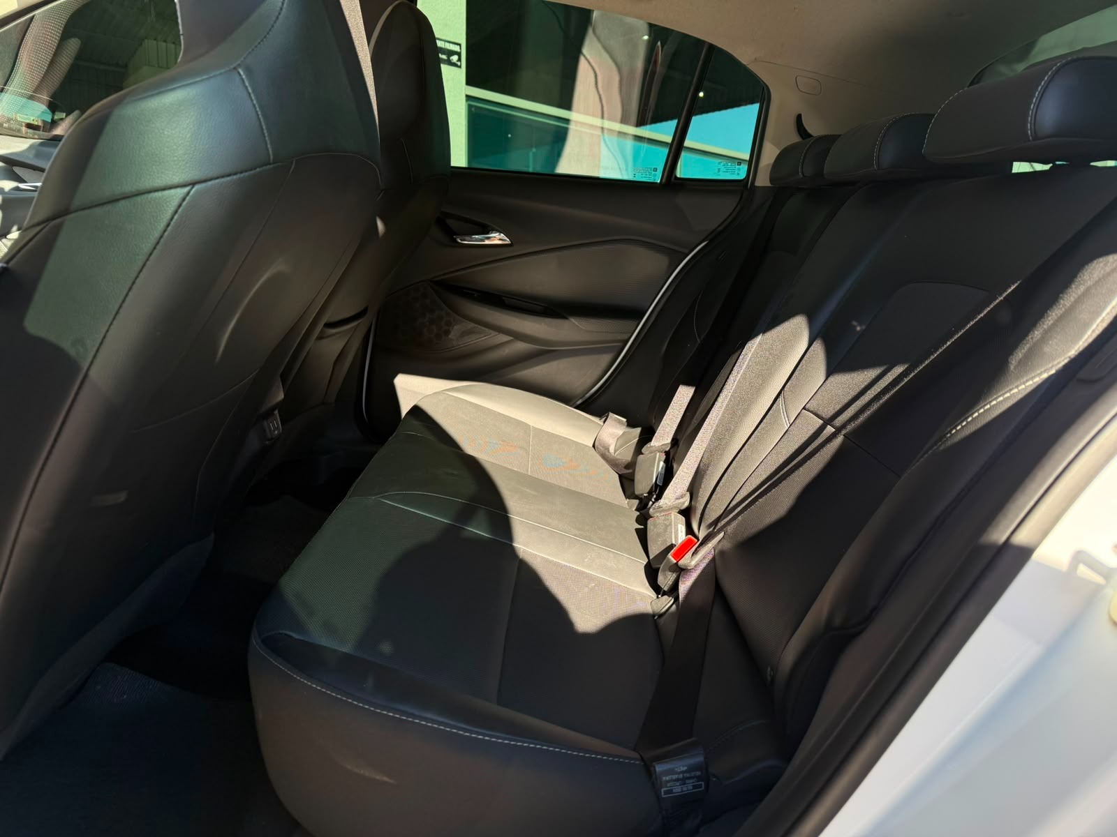 Chevrolet Onix Hatch Prem. 1.0 12V Tb Flex 5P Aut. - foto 18