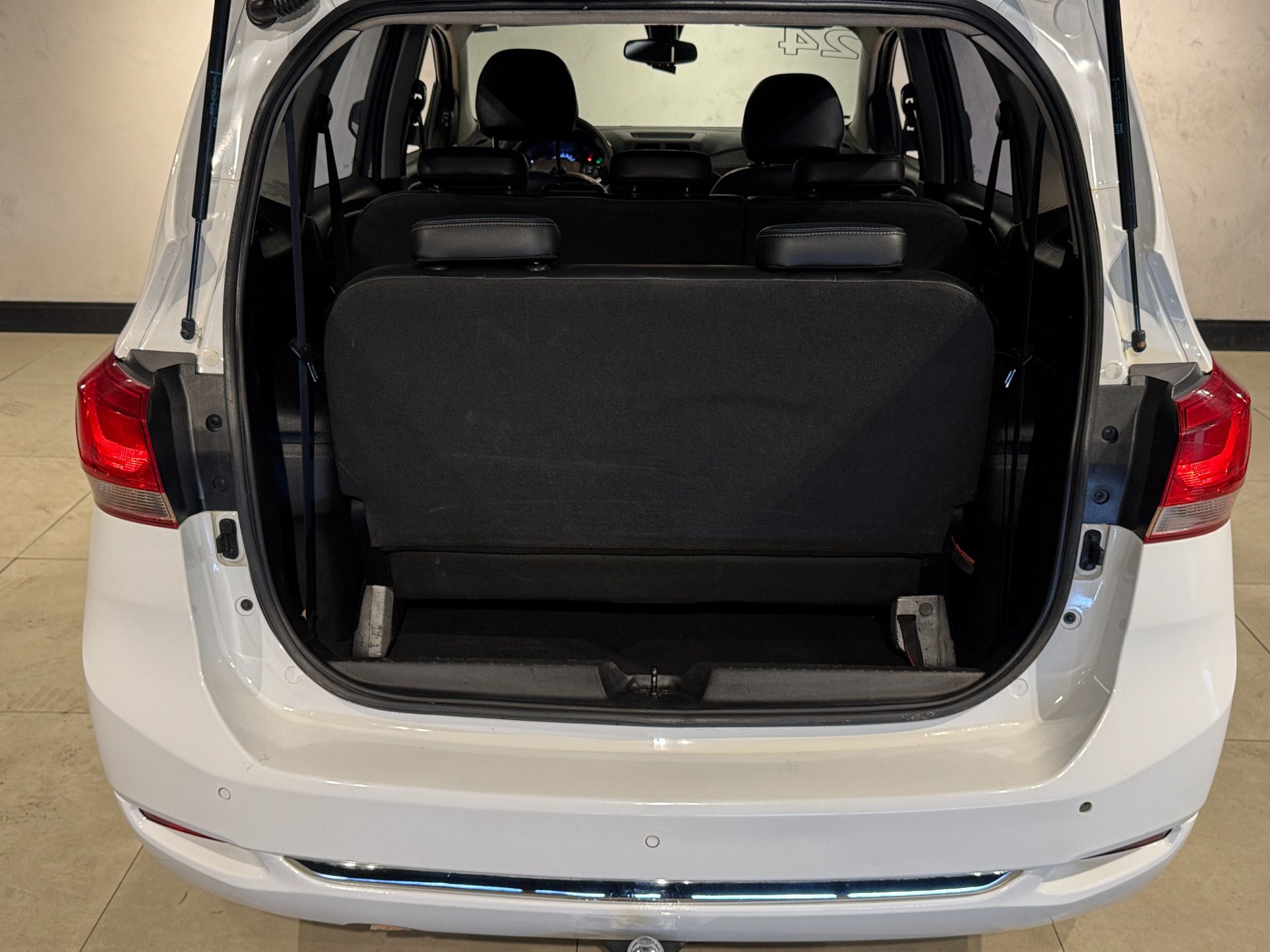 Chevrolet Spin Premier 1.8 8V Econo.flex 5P Aut. - foto 8