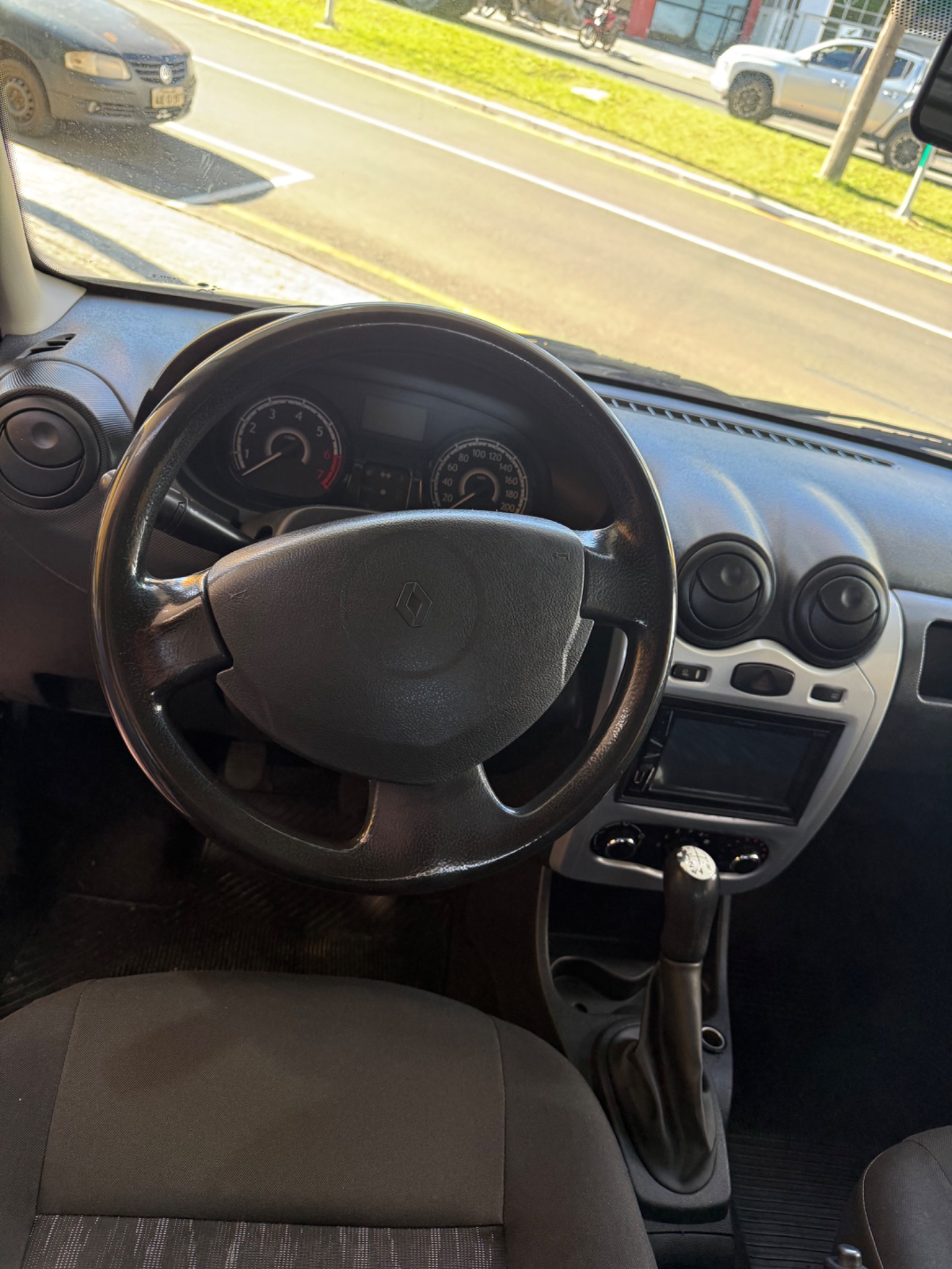 Renault Sandero Authentique Hi Flex 1.0 16V 5P - foto 5