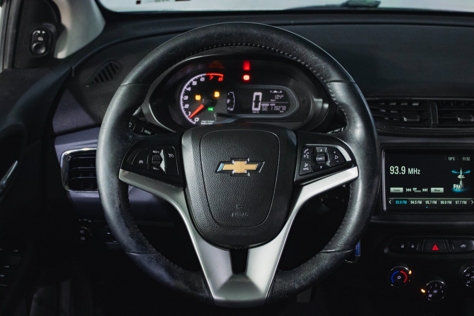 Chevrolet Onix Hatch Activ 1.4 8V Flex 5P Mec. - foto 8