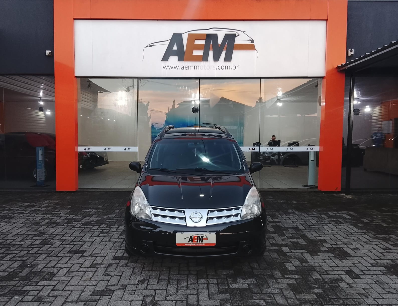 Nissan Livina Grand S 1.8 16V Flex Fuel Mec. - foto 2