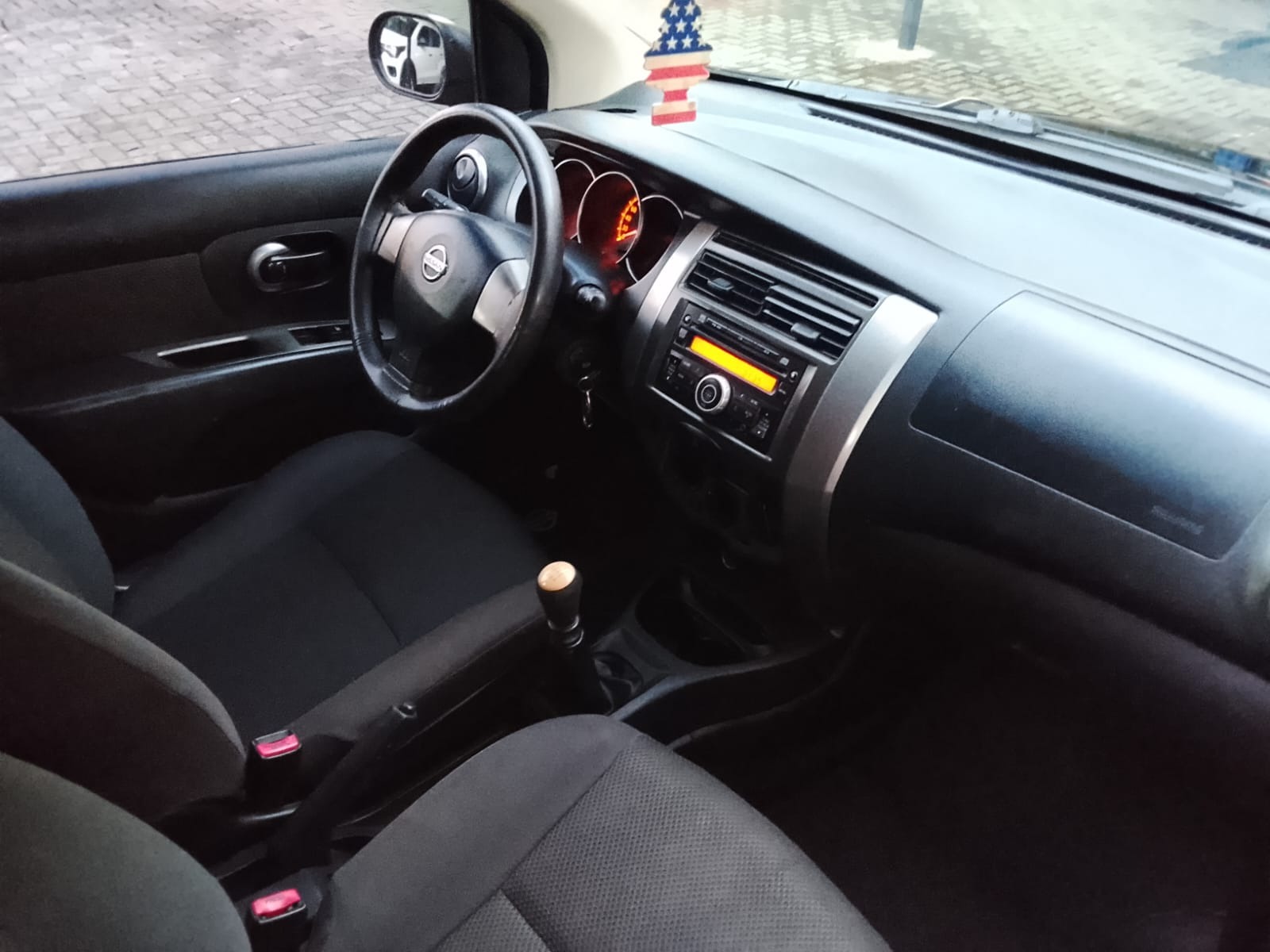 Nissan Livina Grand S 1.8 16V Flex Fuel Mec. - foto 11