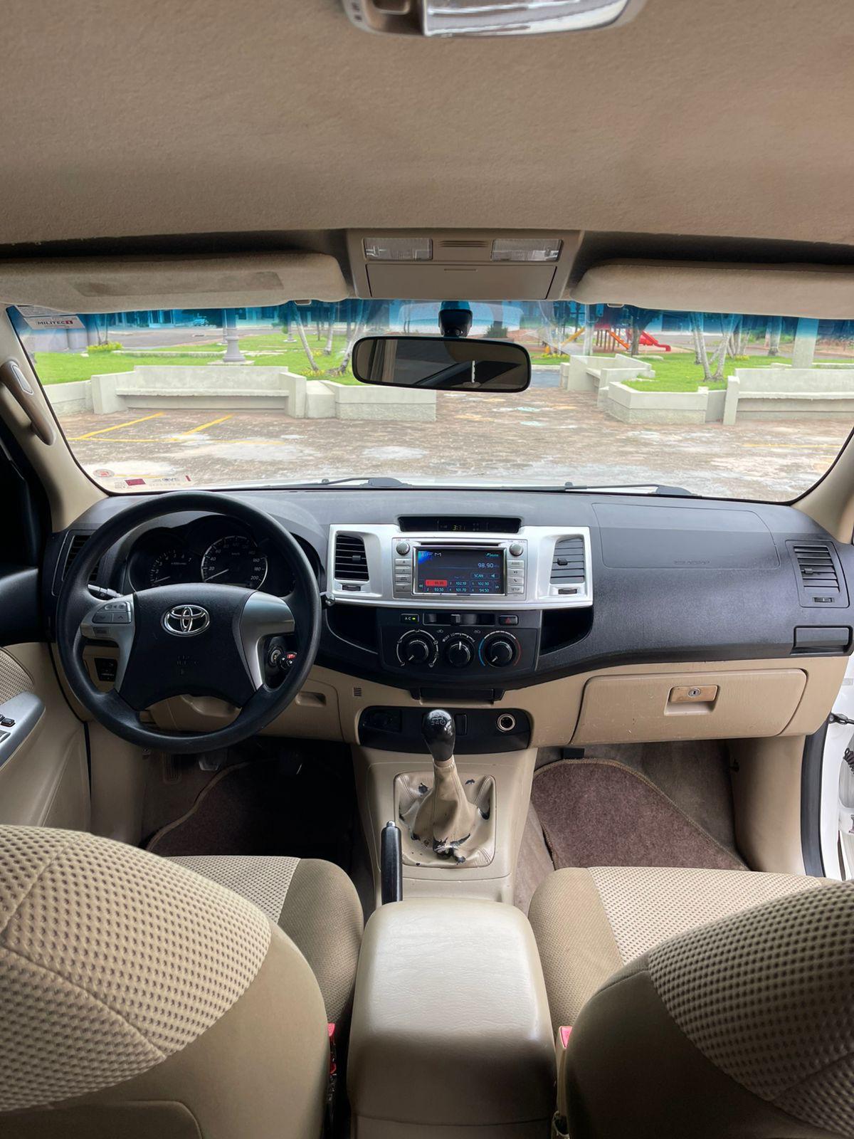 Toyota Hilux Sr 4X2 2.7 2.7 Flex 16V Mec. - foto 13