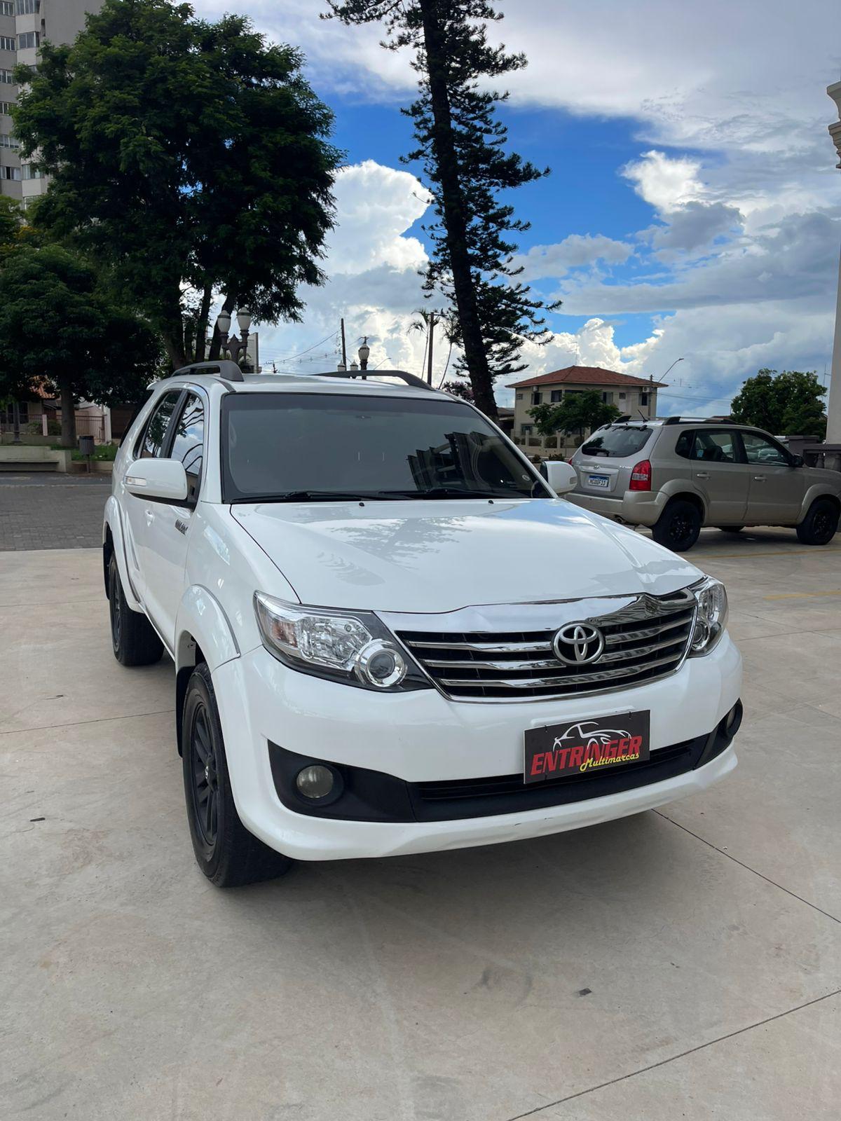 Toyota Hilux Sr 4X2 2.7 2.7 Flex 16V Mec. - foto 8