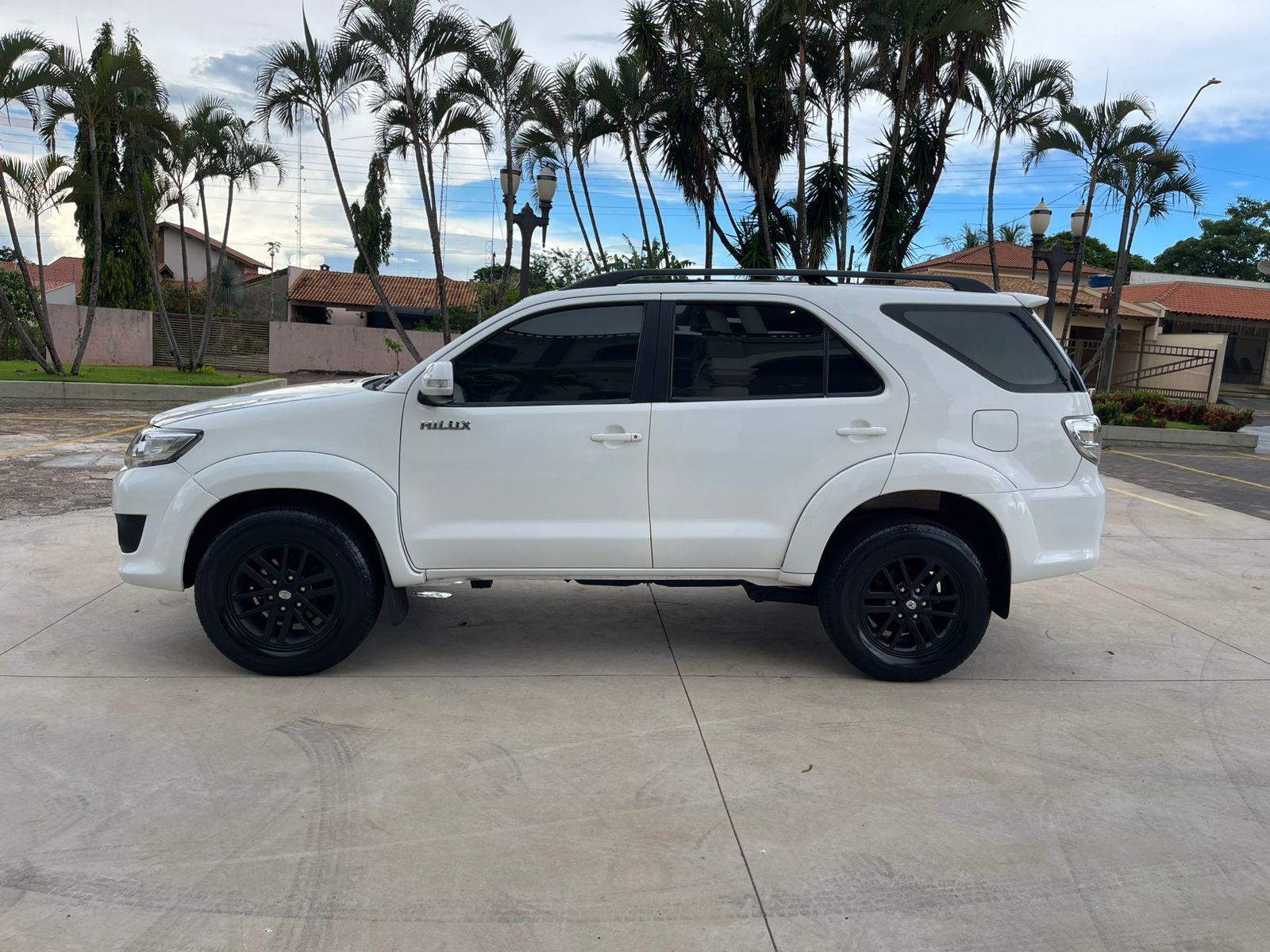 Toyota Hilux Sr 4X2 2.7 2.7 Flex 16V Mec. - foto 4
