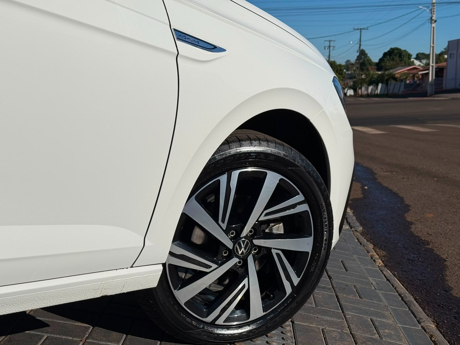 Volkswagen Virtus Highline 200 TSI 1.0 Flex 12V Automático - foto 9