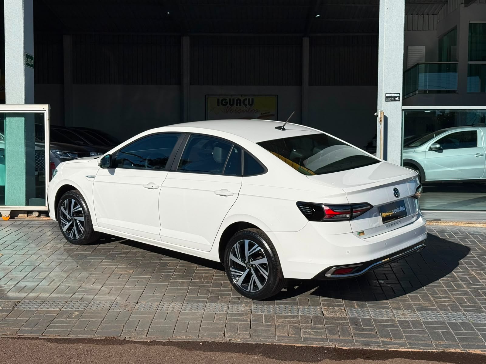 Volkswagen Virtus Highline 200 TSI 1.0 Flex 12V Automático - foto 7
