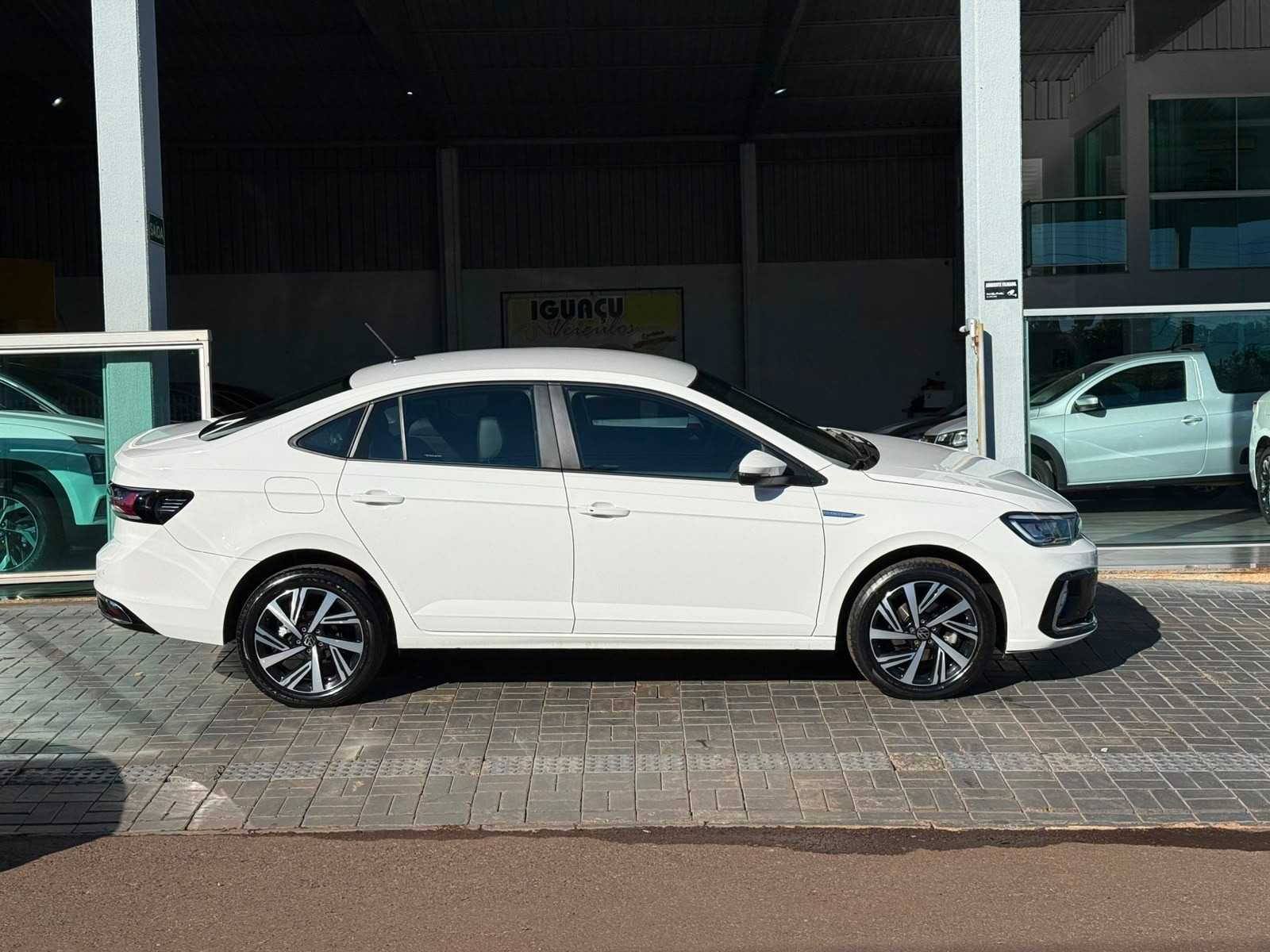 Volkswagen Virtus Highline 200 TSI 1.0 Flex 12V Automático - foto 3