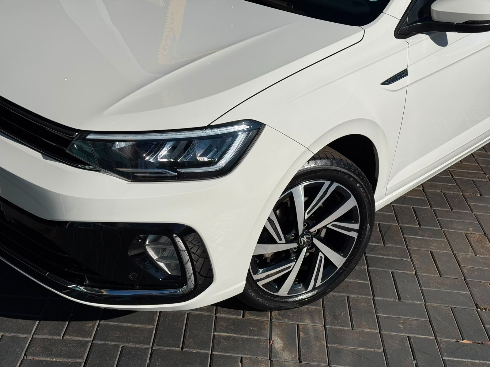 Volkswagen Virtus Highline 200 TSI 1.0 Flex 12V Automático - foto 11
