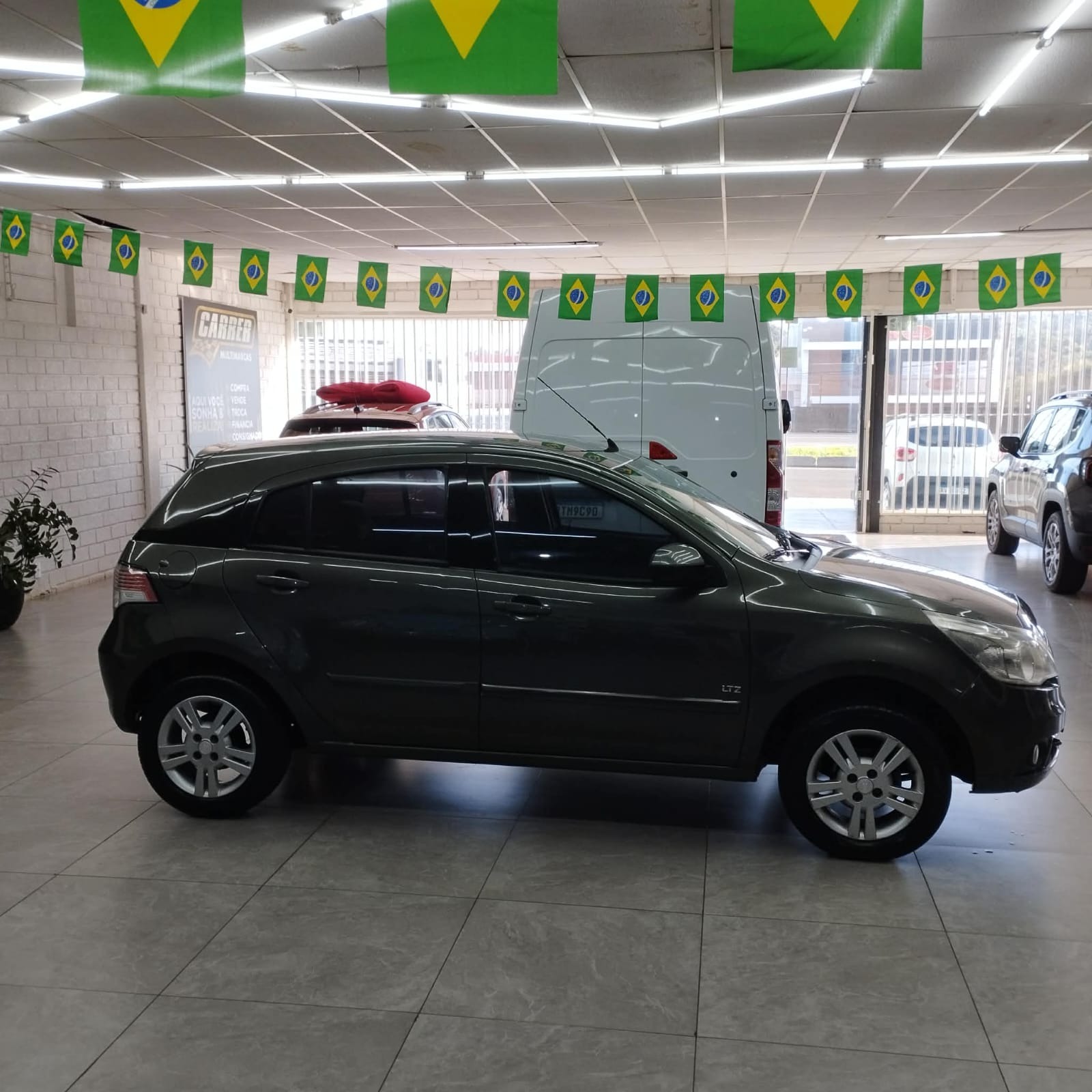 Chevrolet Agile LTZ 1.4 Mpfi 8V Flexpower 5P - foto 7