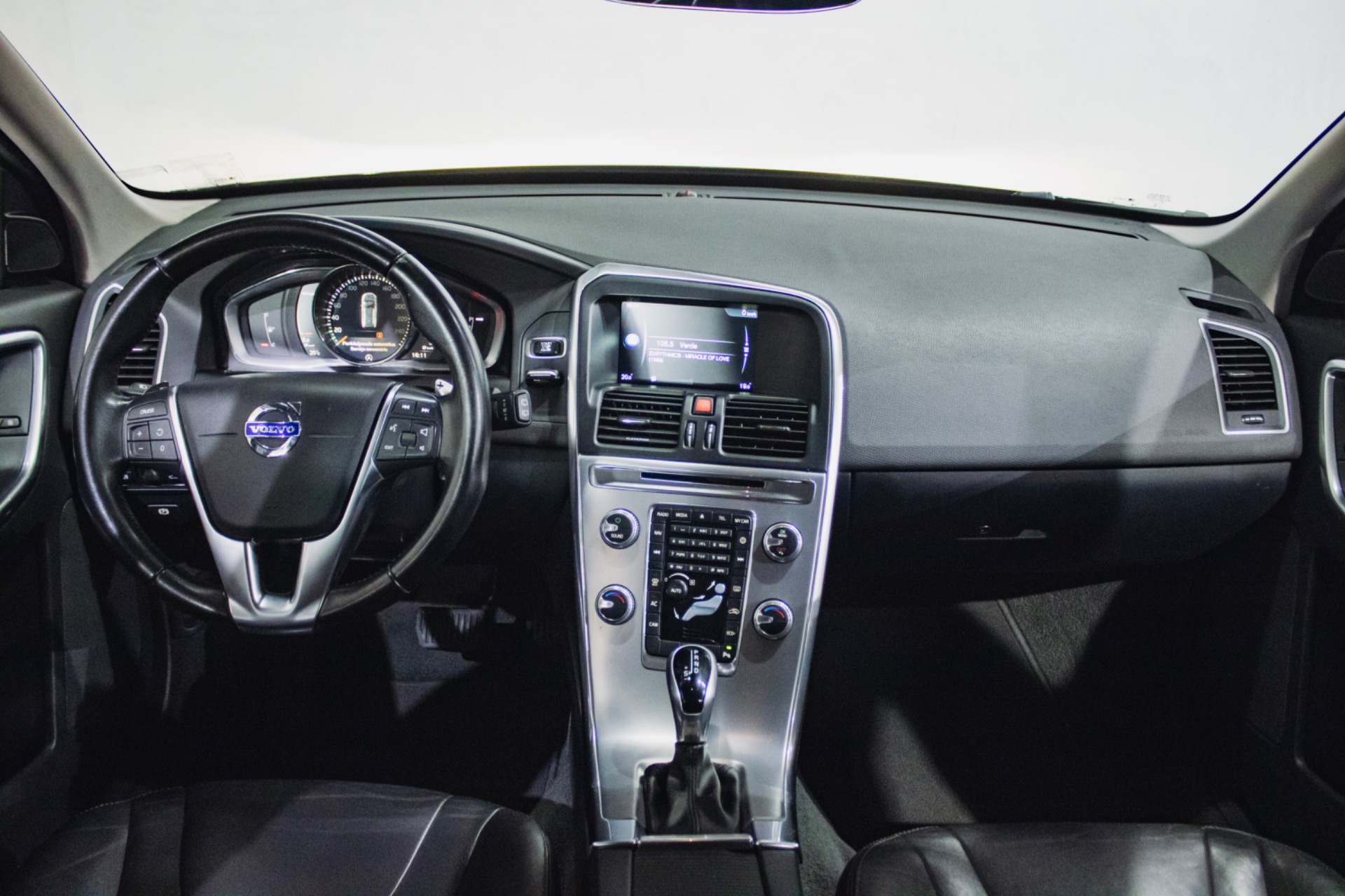 Volvo XC60 6.0 T 5 Kinetic 2.0 245cv Fwd 5P - foto 8