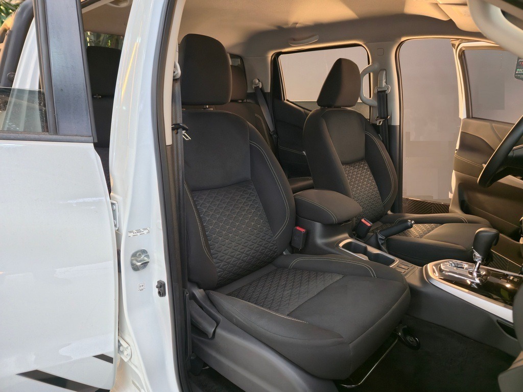 Nissan Frontier Attac.cd 4X4 2.3 Bi Tb Die. Automático - foto 17