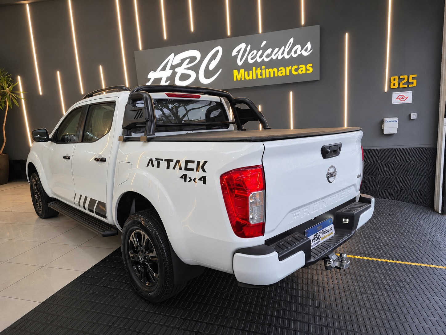 Nissan Frontier Attac.cd 4X4 2.3 Bi Tb Die. Automático - foto 2