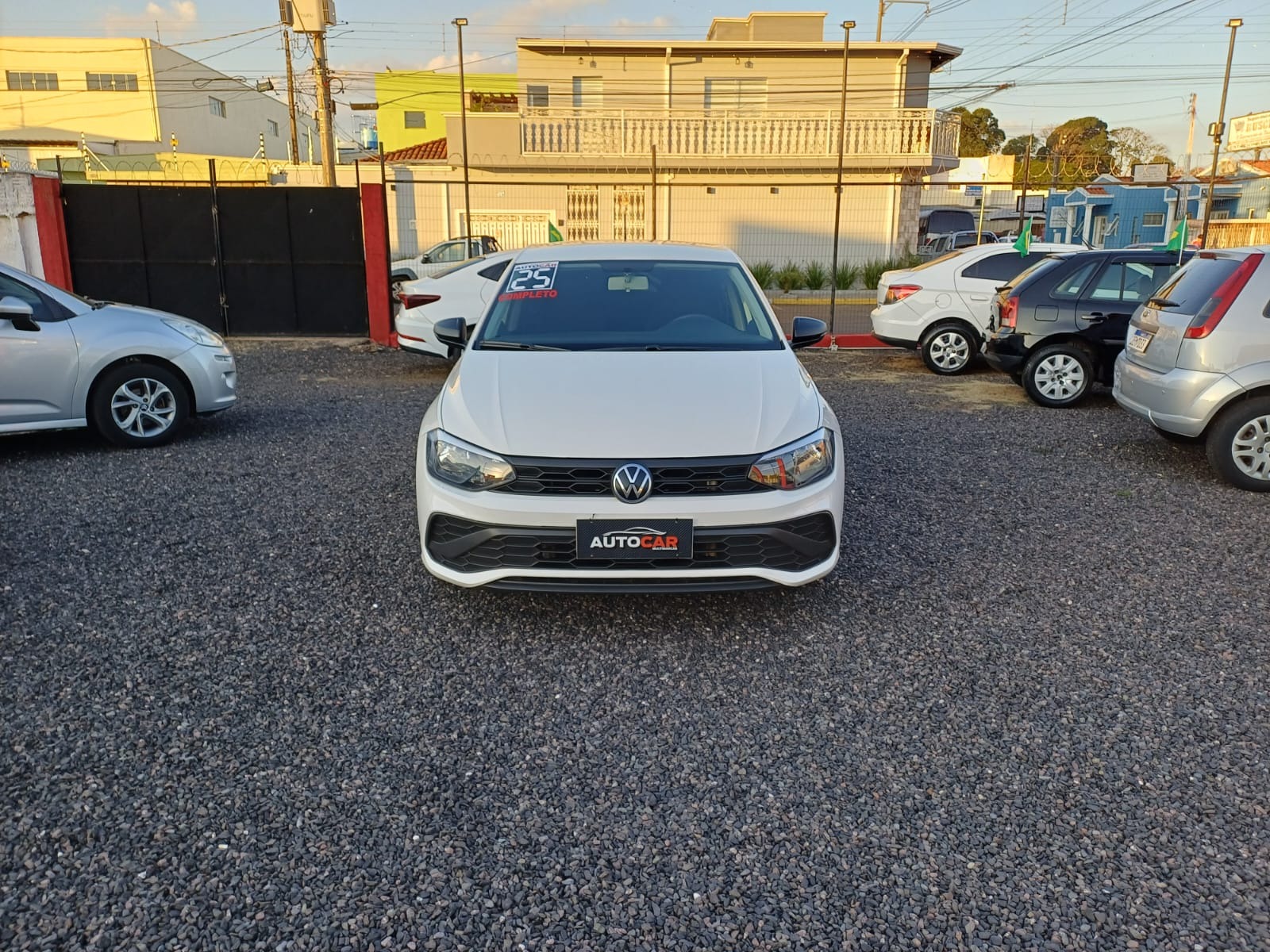 Volkswagen Polo Track 1.0 Flex 12V 5P - foto 2