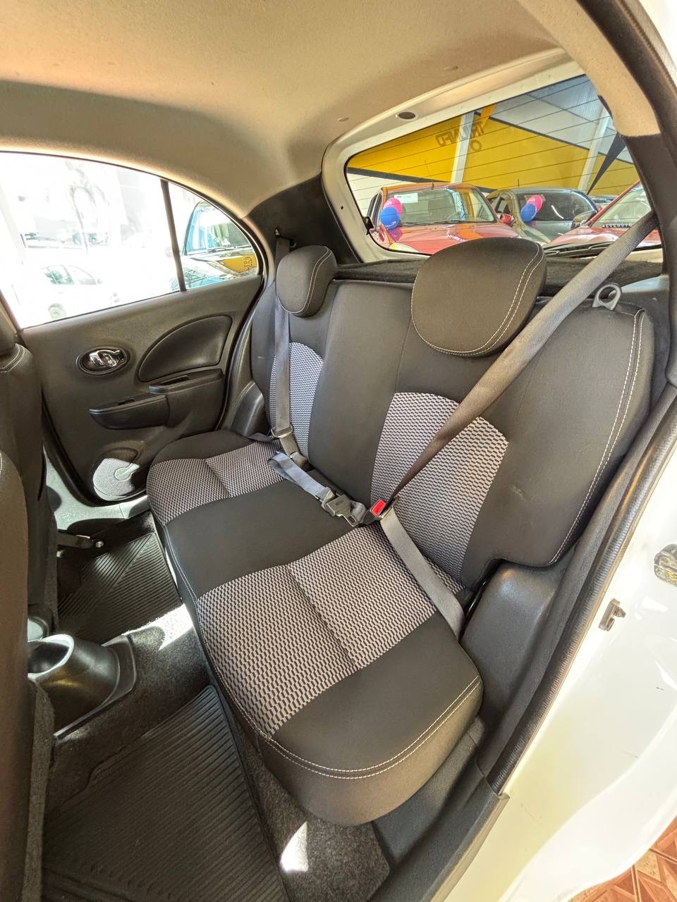 Nissan March Sv 1.6 16V Flexstart 5P Mec. - foto 4