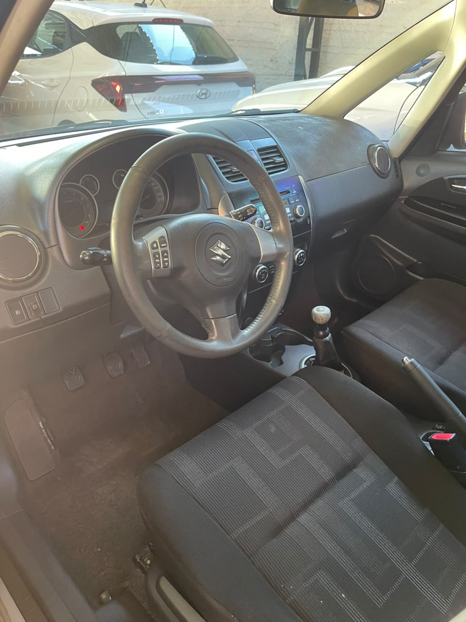 Fiat Palio Celebration 1.0 Fire Flex 8V 4P - foto 2
