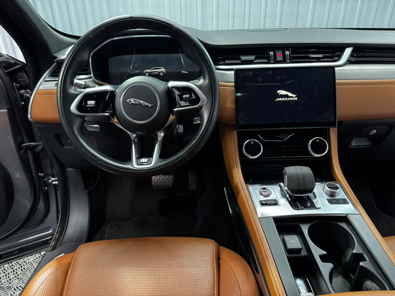 Jaguar F-Pace 3.0 Awd R Dynamic S 340cv Aut. - foto 9