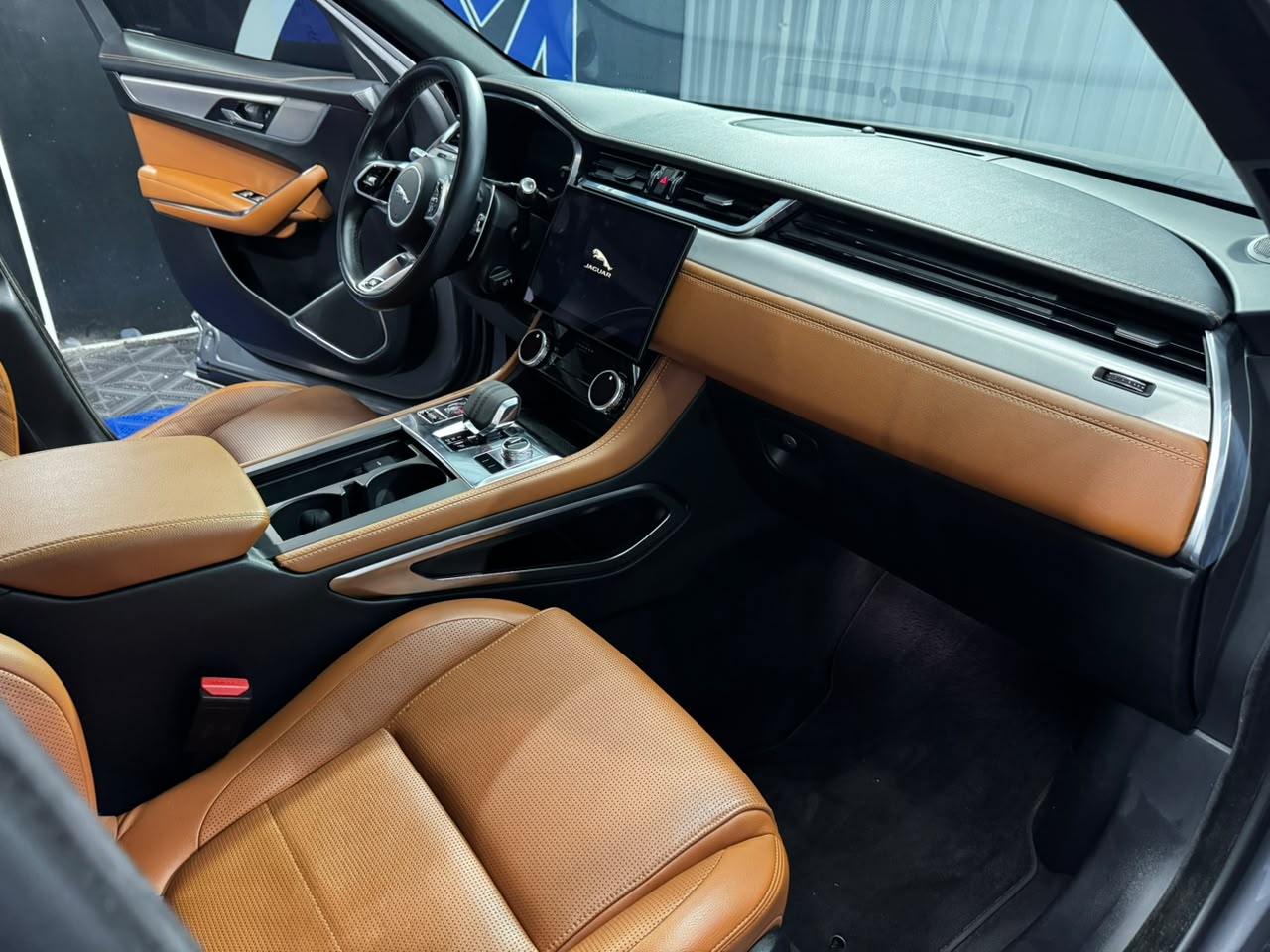 Jaguar F-Pace 3.0 Awd R Dynamic S 340cv Aut. - foto 12