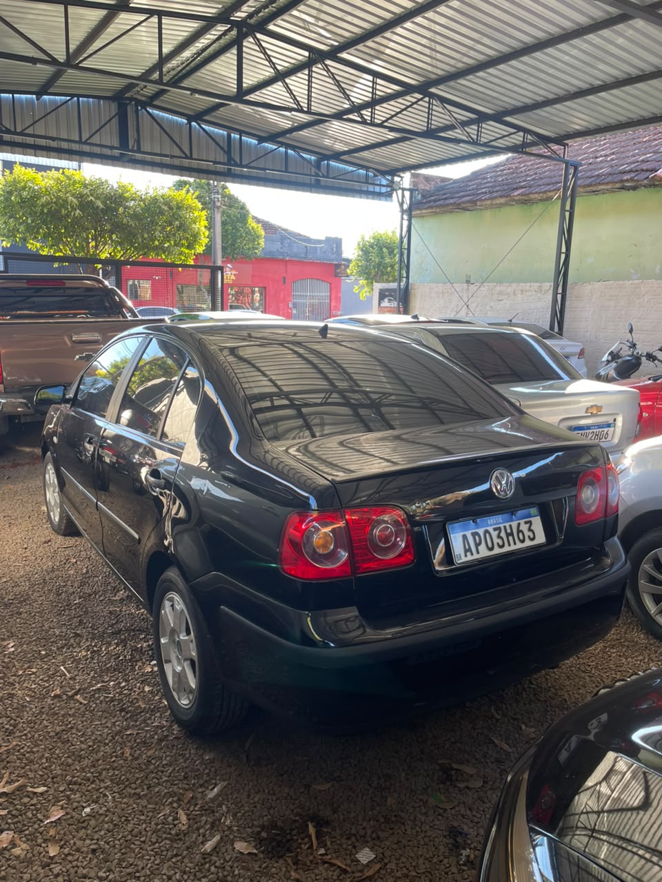 Volkswagen Polo Sedan 1.6 Mi Total Flex 8V 4P - foto 2