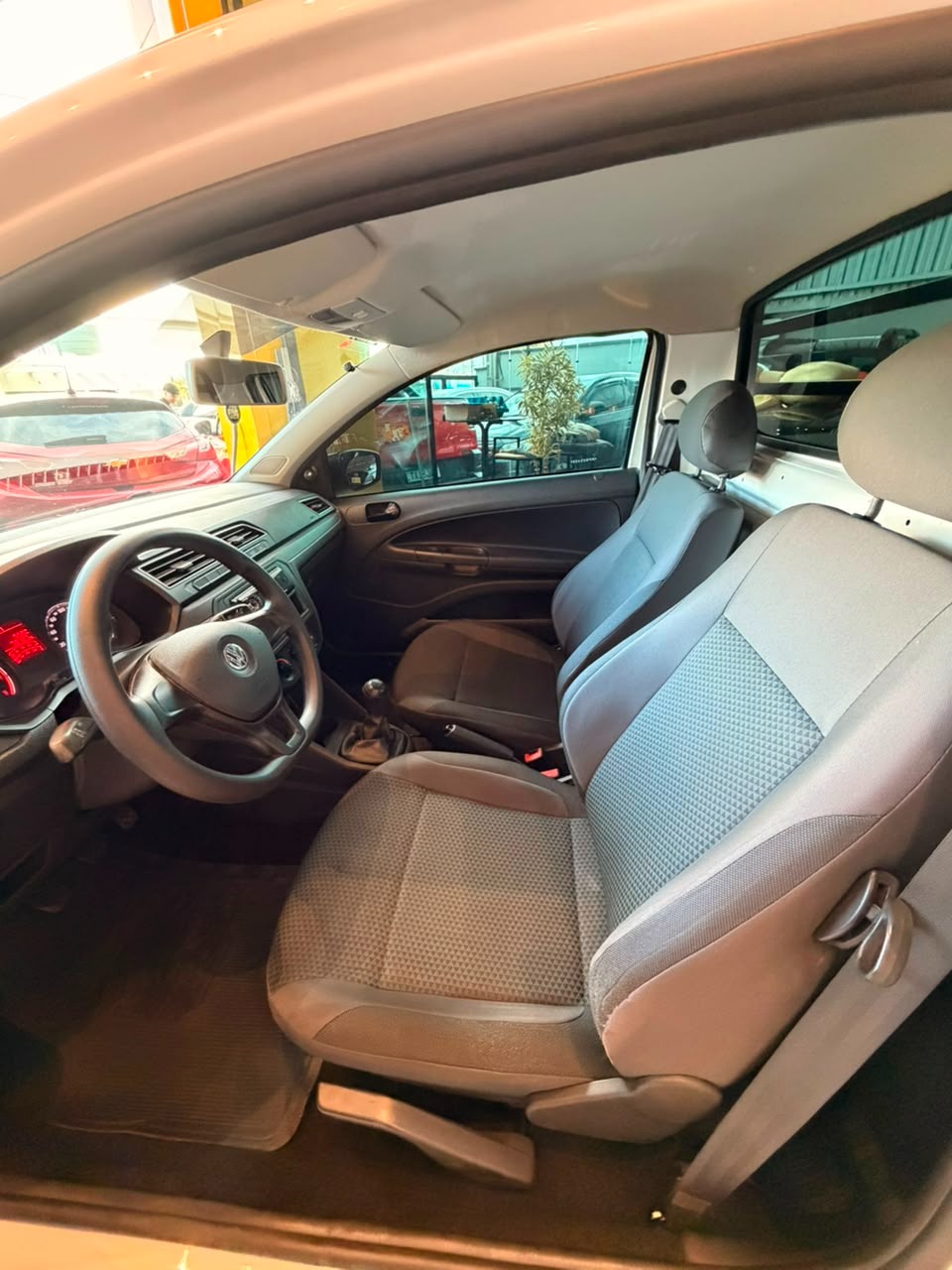 Volkswagen Saveiro Robust 1.6 Total Flex 8V - foto 14