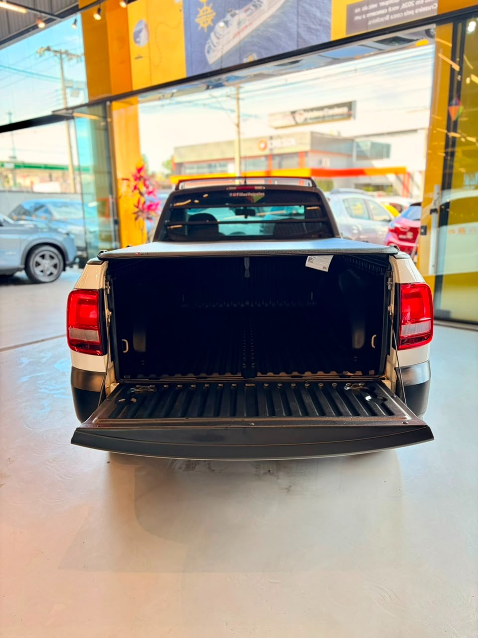 Volkswagen Saveiro Robust 1.6 Total Flex 8V - foto 18