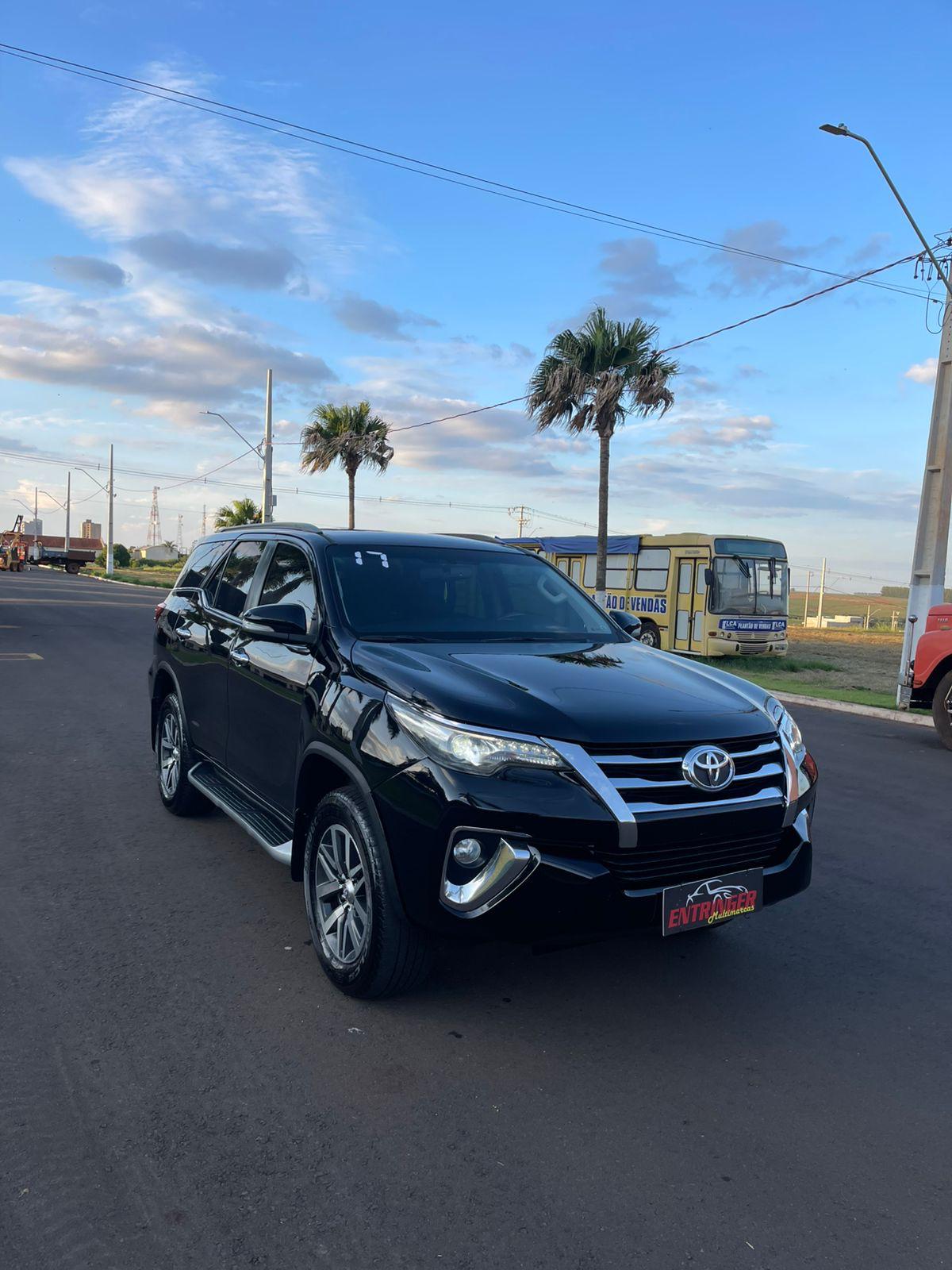 Toyota Hilux Srx 4X4 2.8 TDI 16V Dies. Aut. - foto 10
