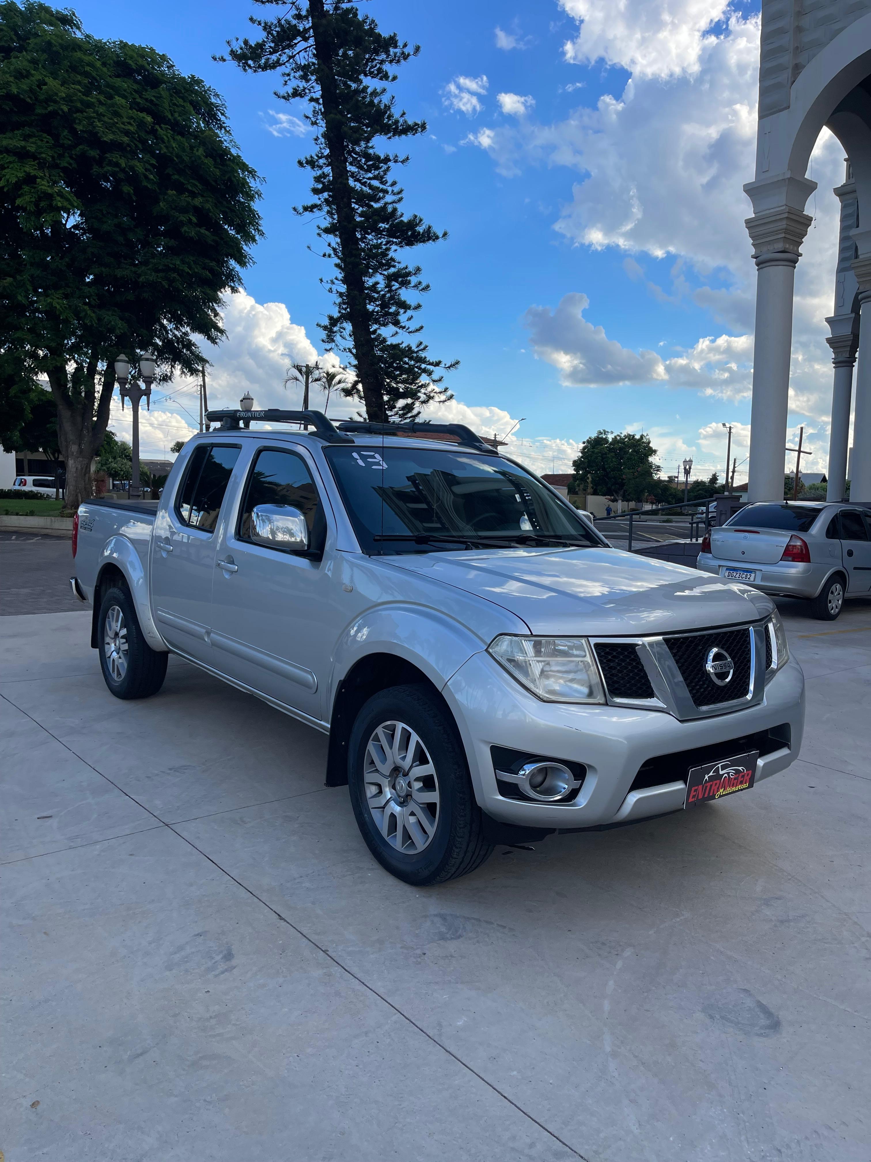 Nissan Frontier Sl Cd 4X4 2.5tb Diesel Automático - foto 7