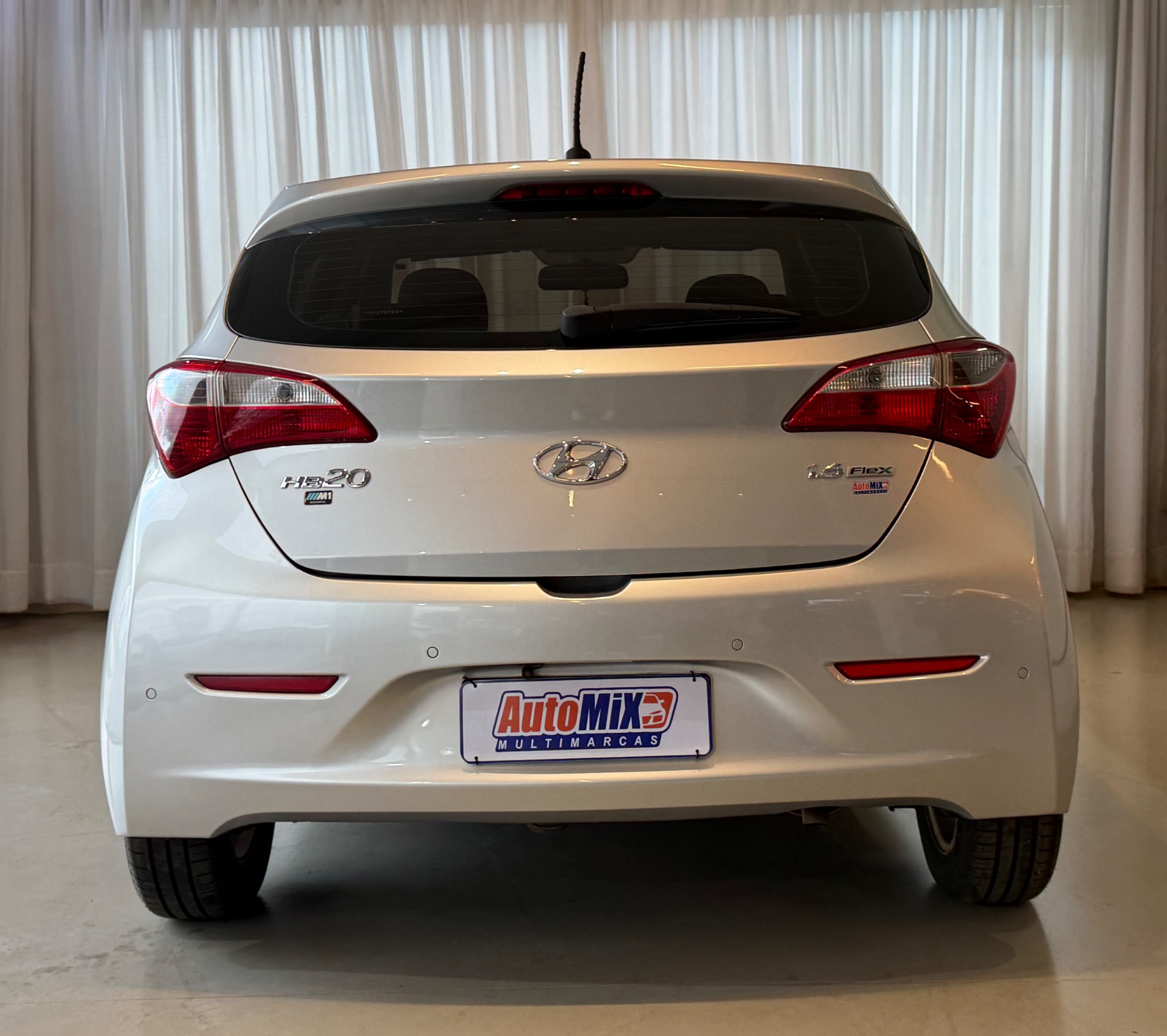 Hyundai HB20 Premium 1.6 Flex 16V Mec. - foto 5