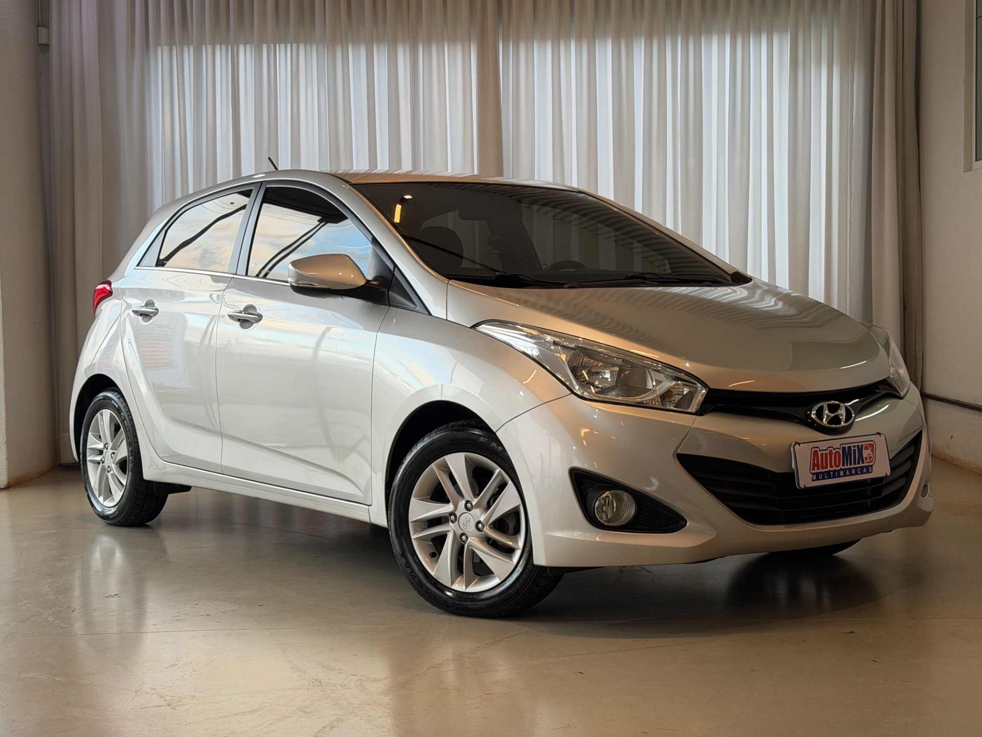 Hyundai HB20 Premium 1.6 Flex 16V Mec. - foto 3